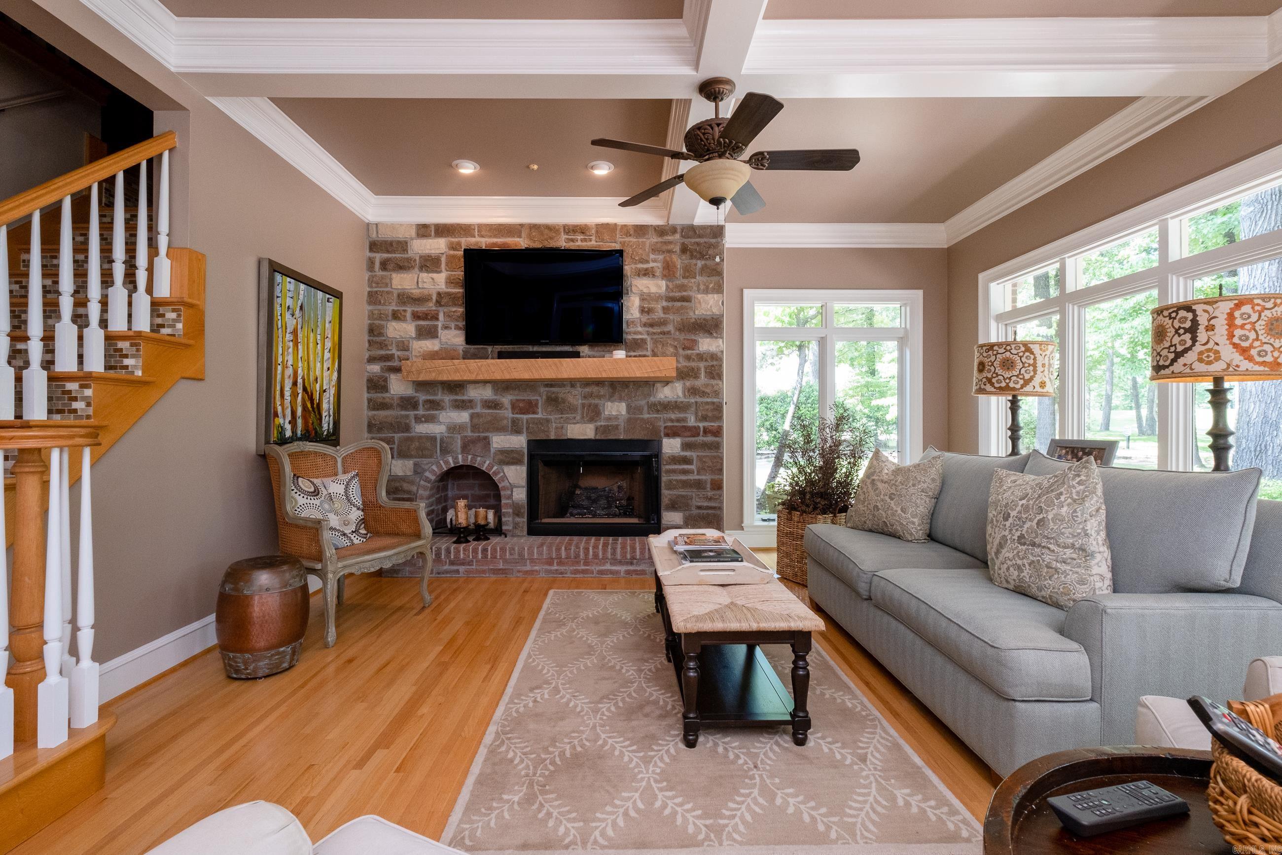 CHENAL VALLEY CHENAL CIRCLE - Residential