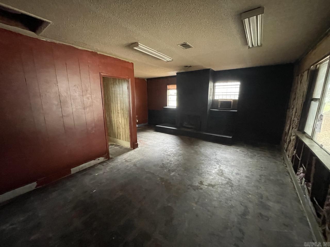 Myerson Manor - Residential