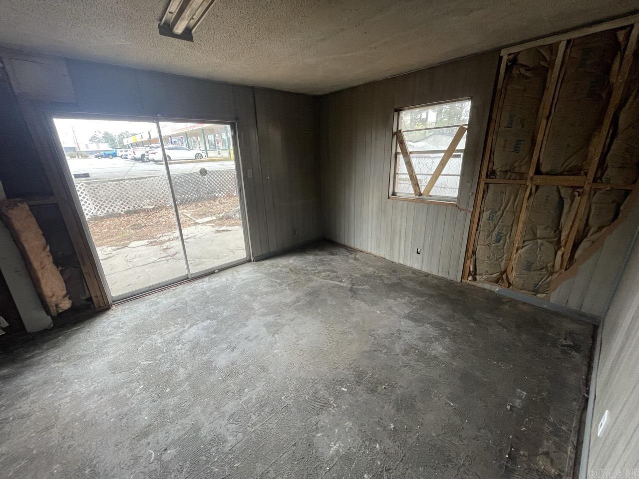 Myerson Manor - Residential