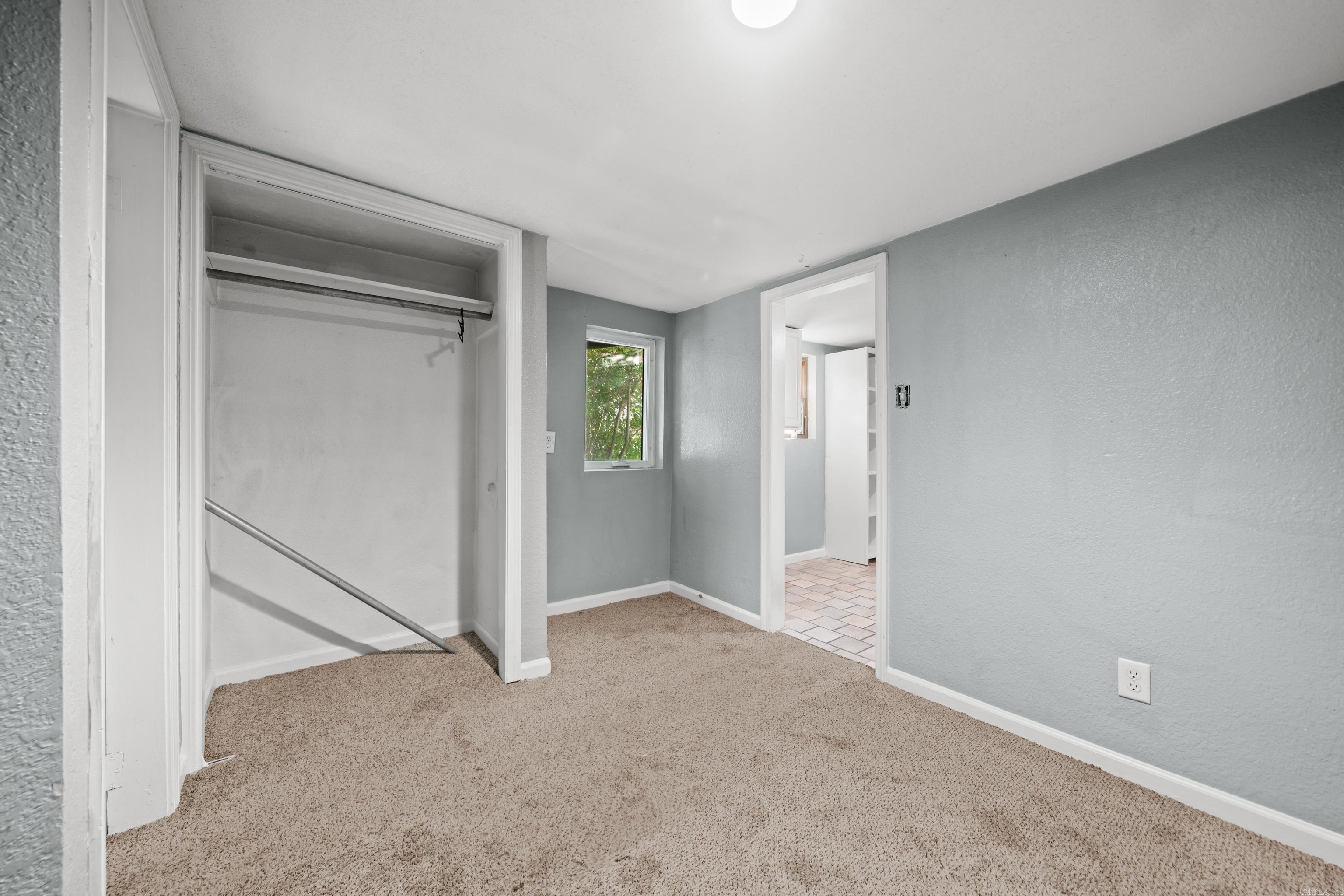 DIERKS HAYS 2ND - Residential