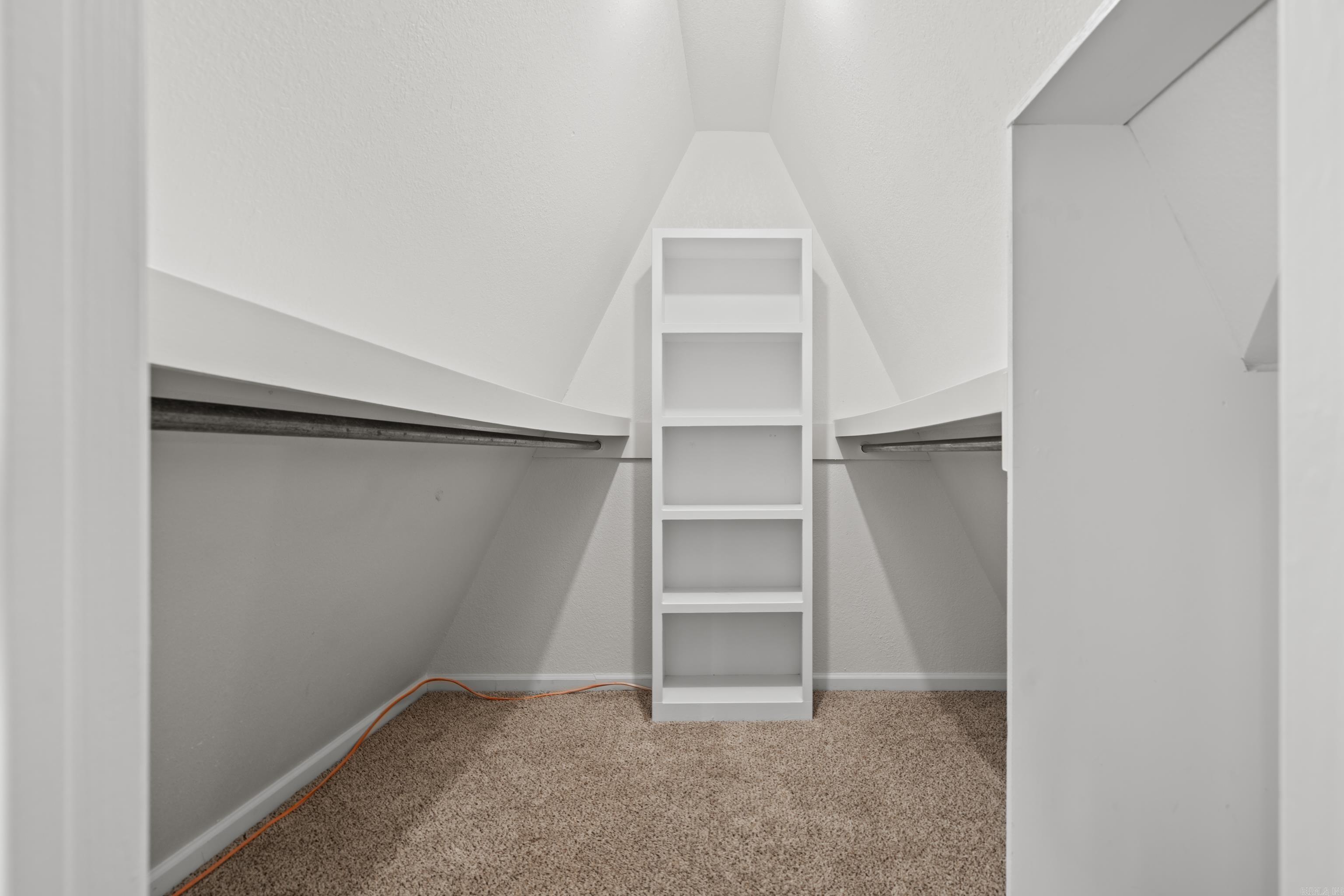 DIERKS HAYS 2ND - Residential