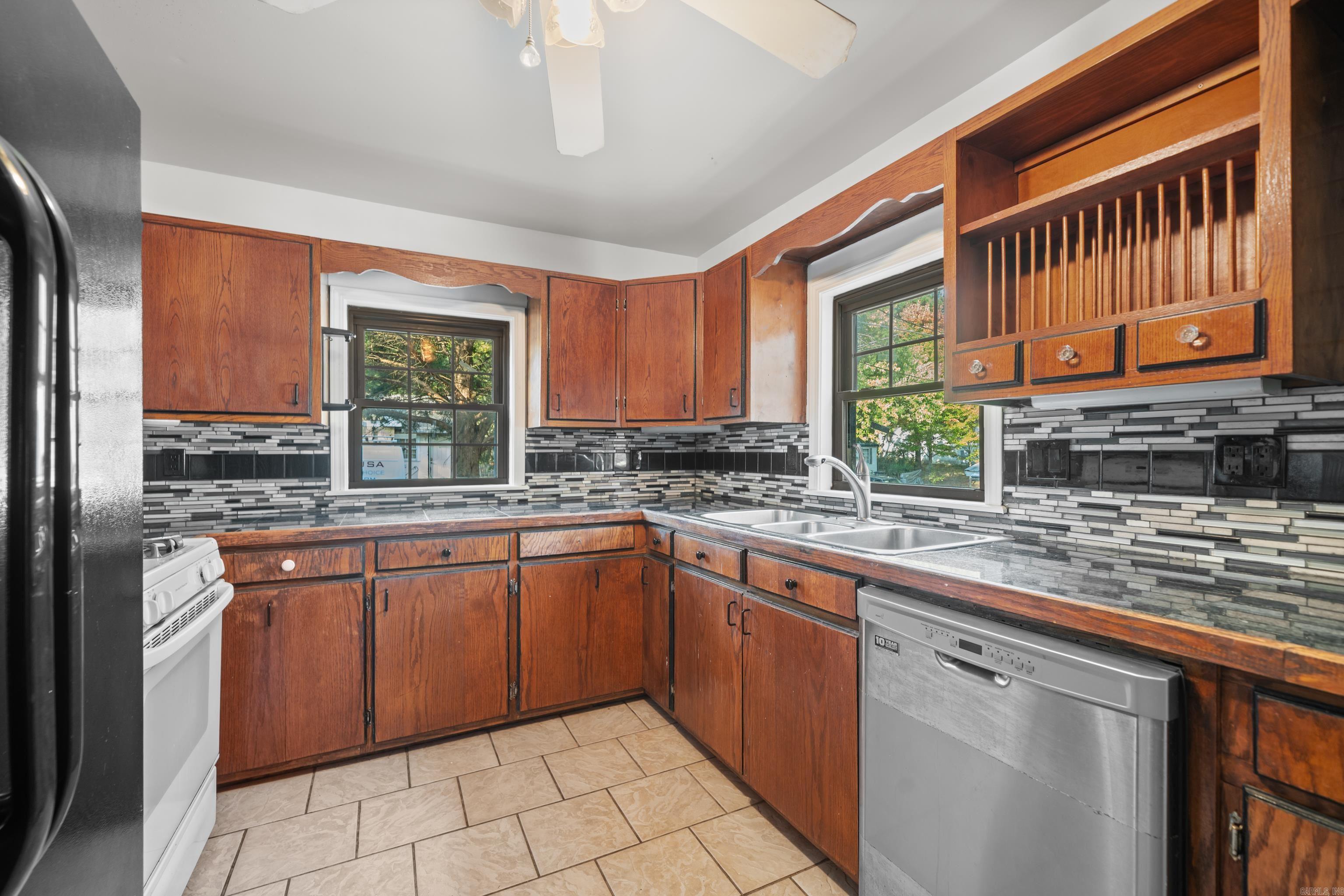 DIERKS HAYS 2ND - Residential