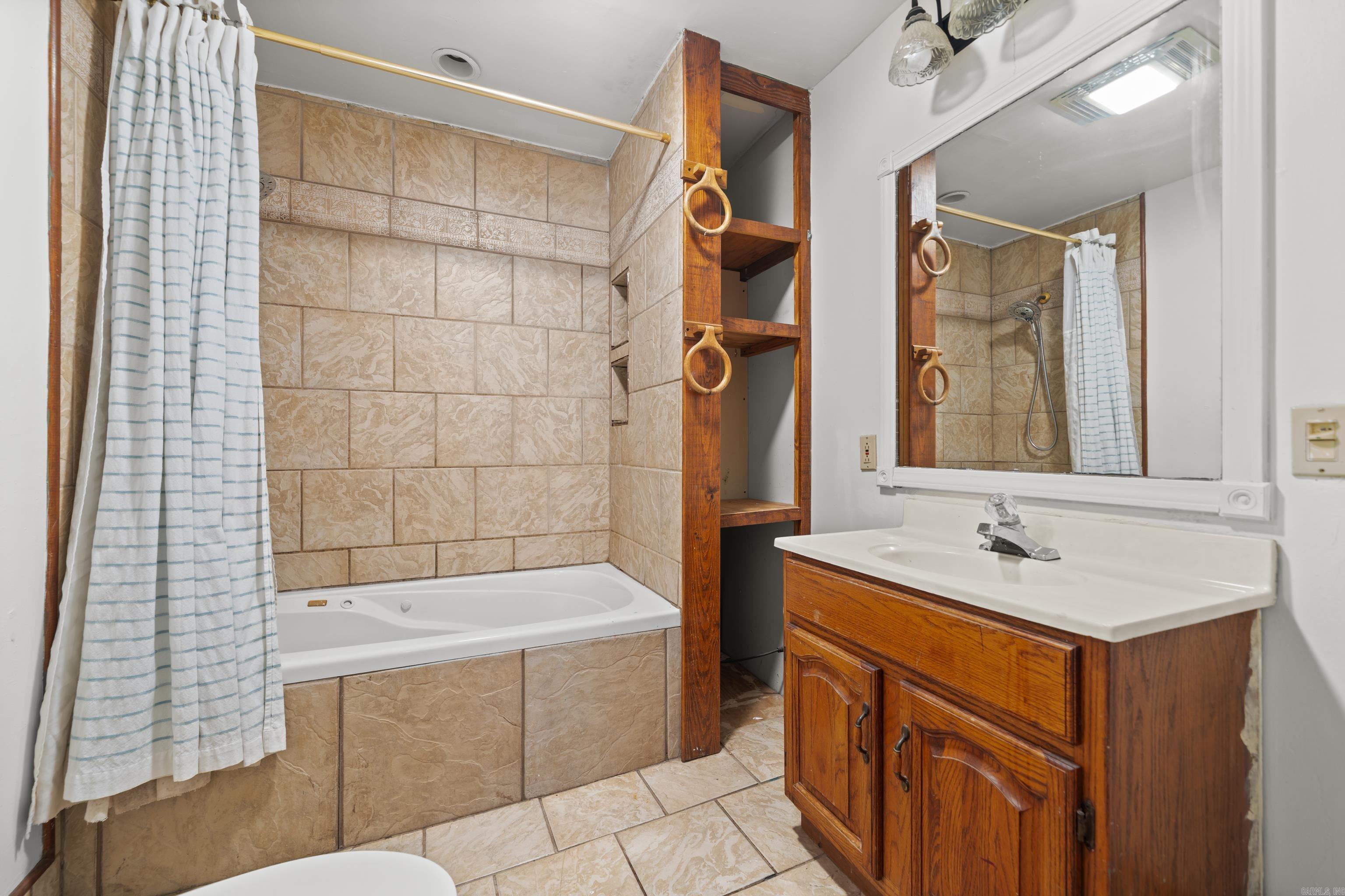 DIERKS HAYS 2ND - Residential