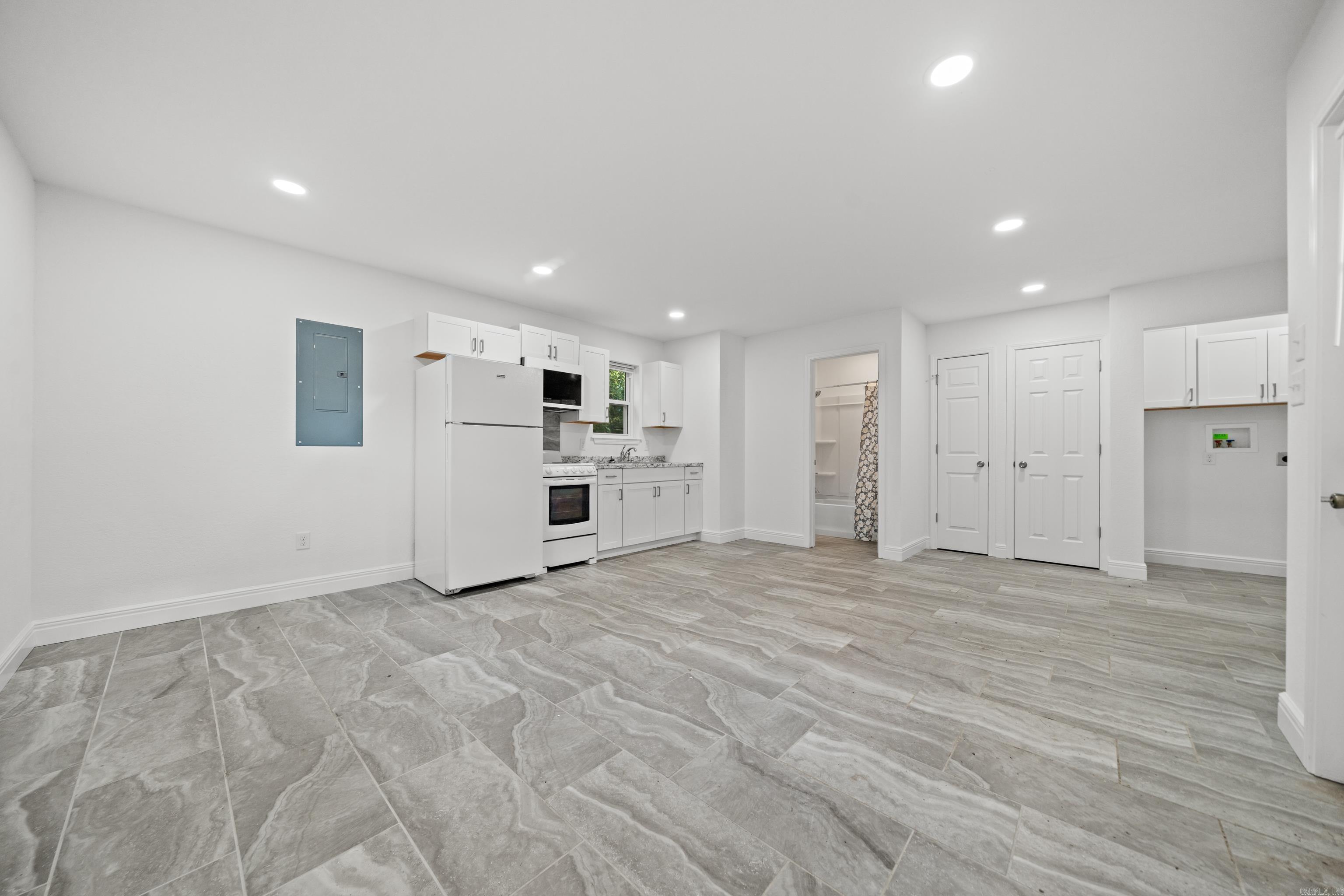 DIERKS HAYS 2ND - Residential