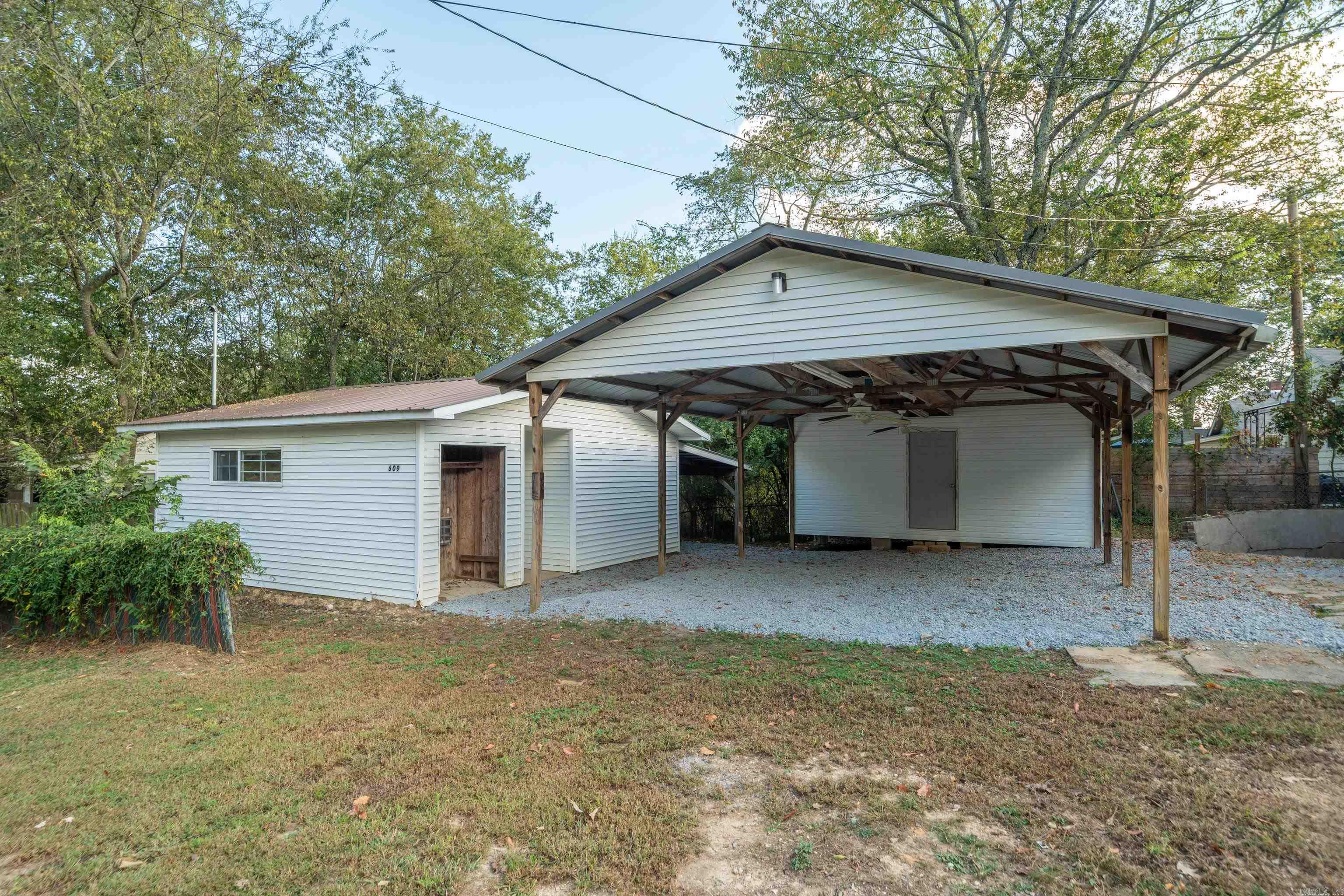 DIERKS HAYS 2ND - Residential