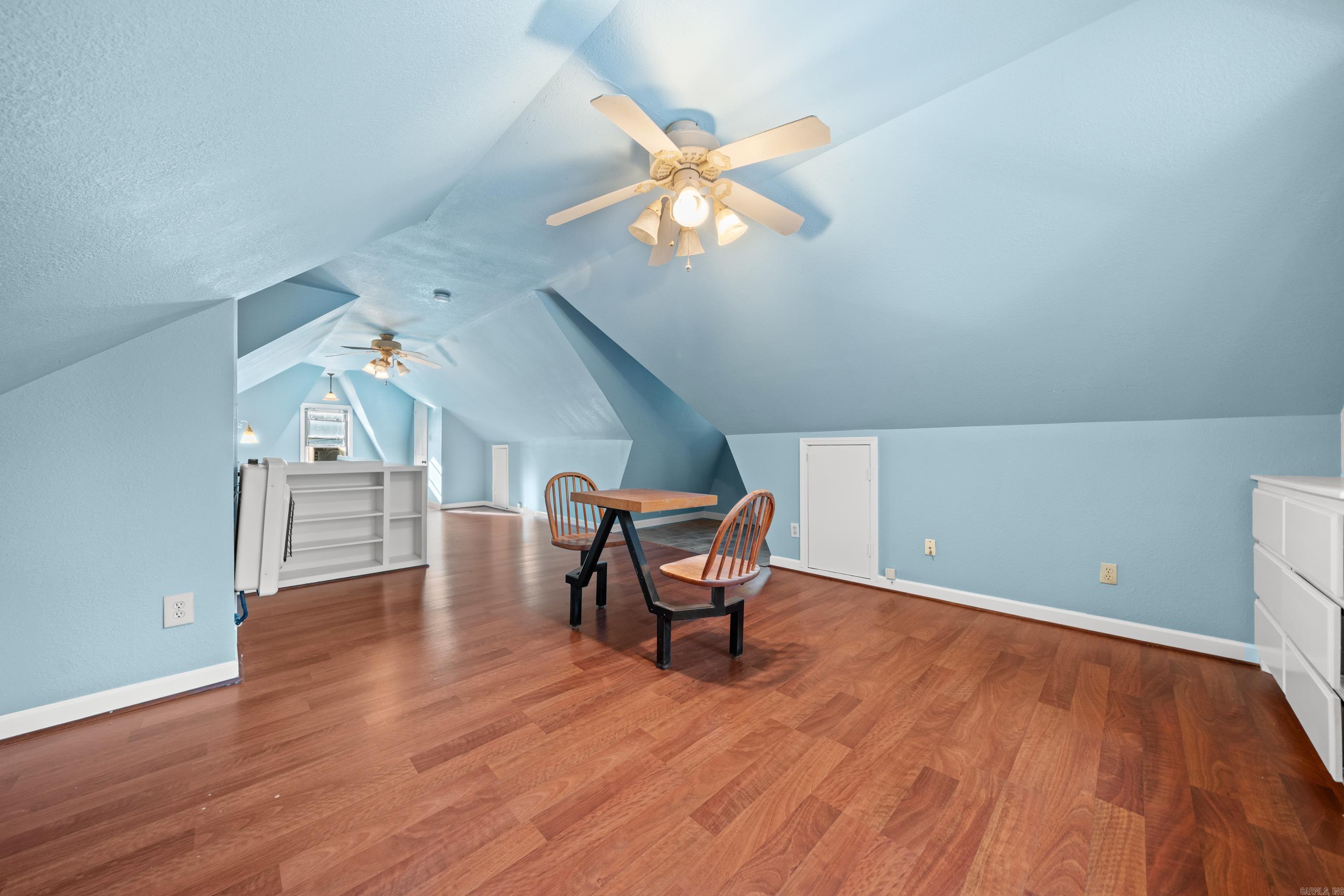 DIERKS HAYS 2ND - Residential