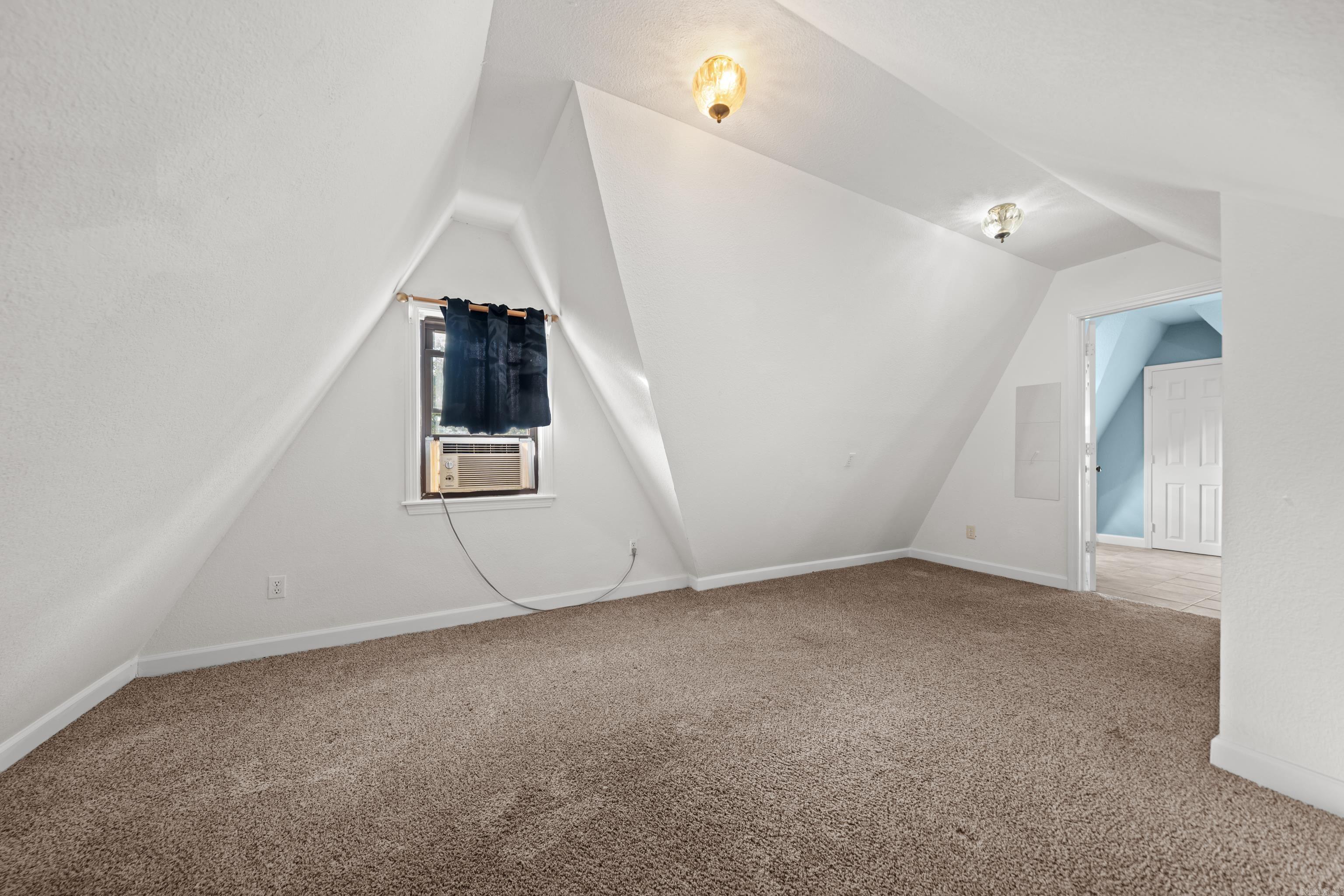 DIERKS HAYS 2ND - Residential