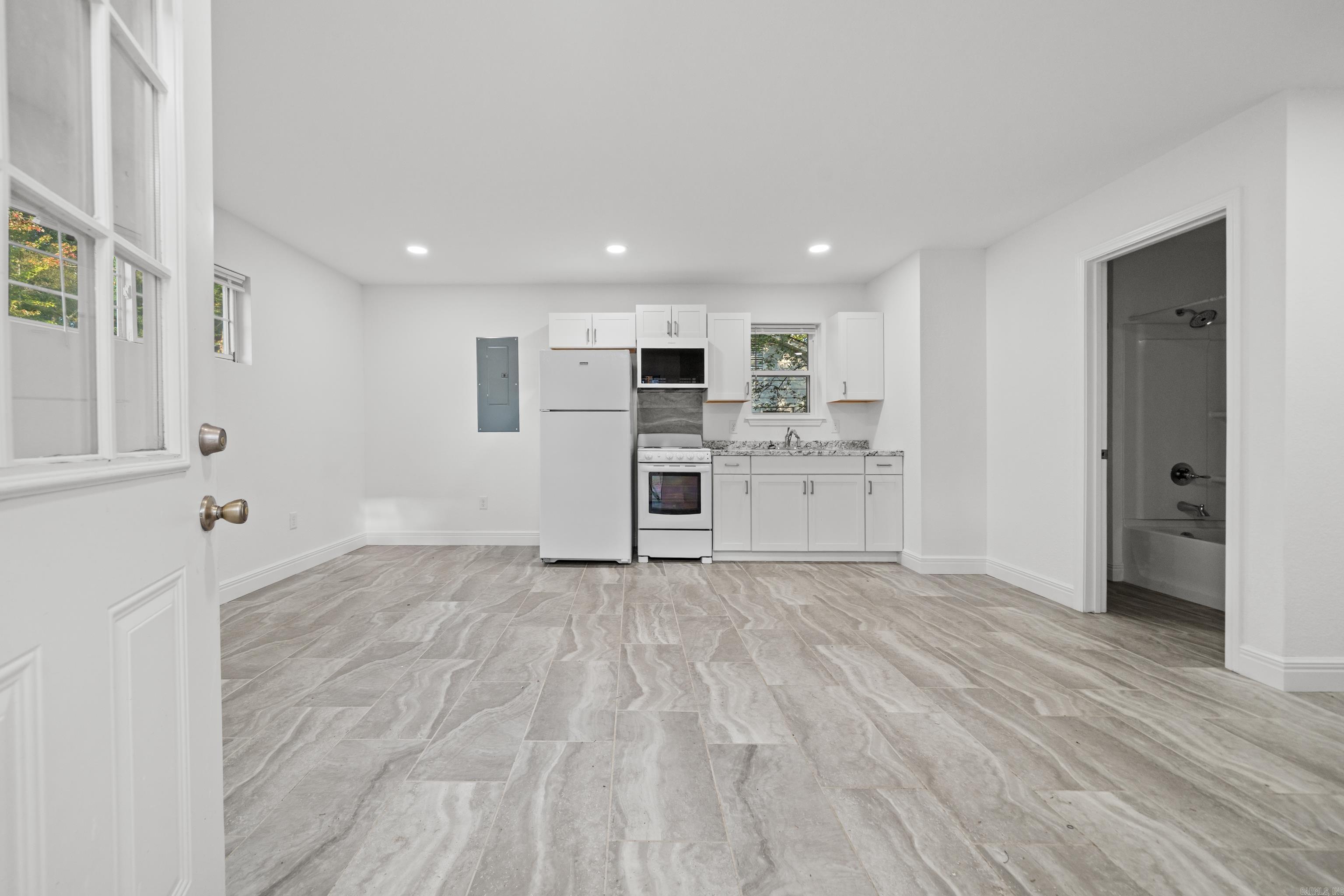 DIERKS HAYS 2ND - Residential