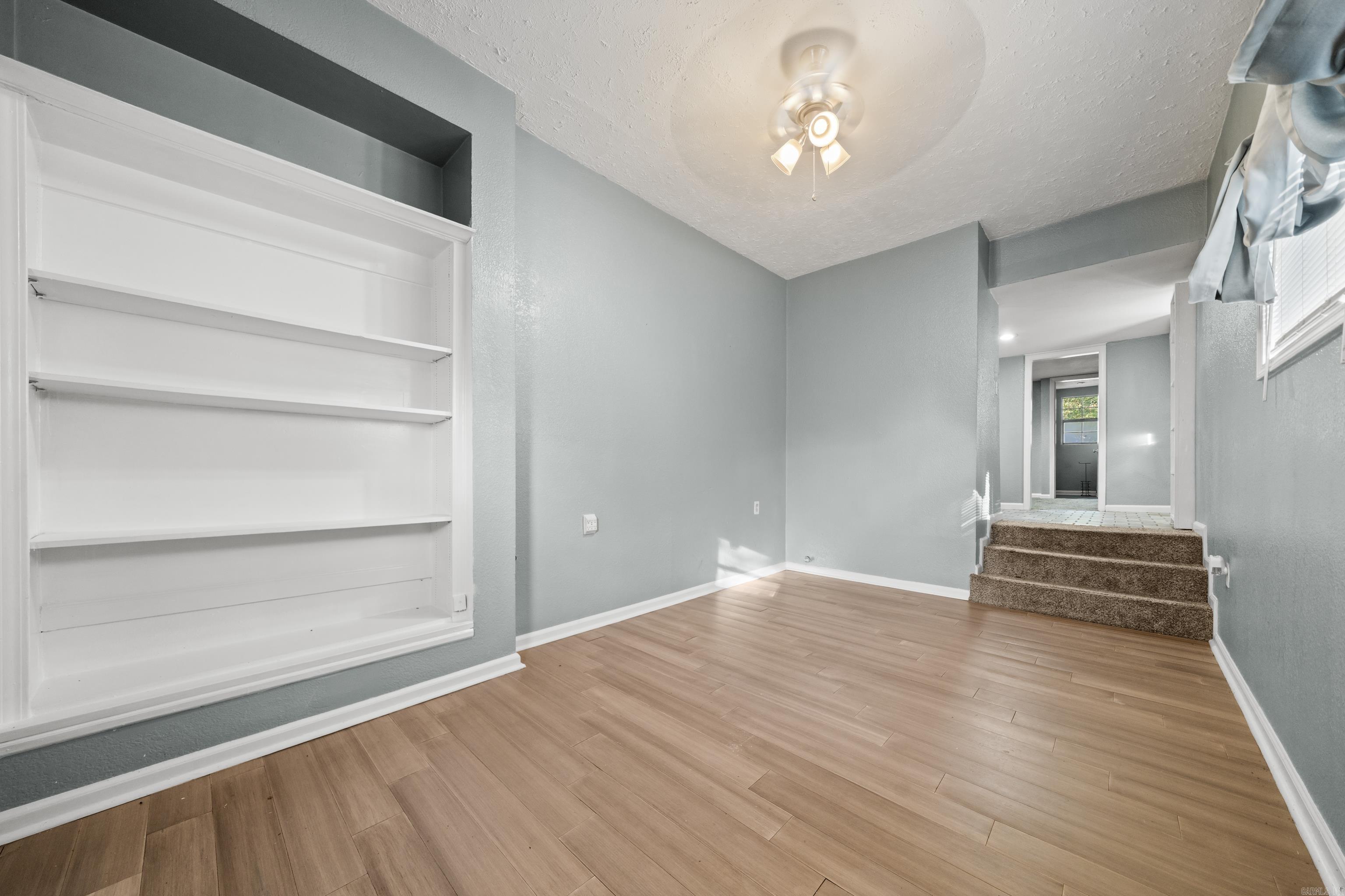 DIERKS HAYS 2ND - Residential