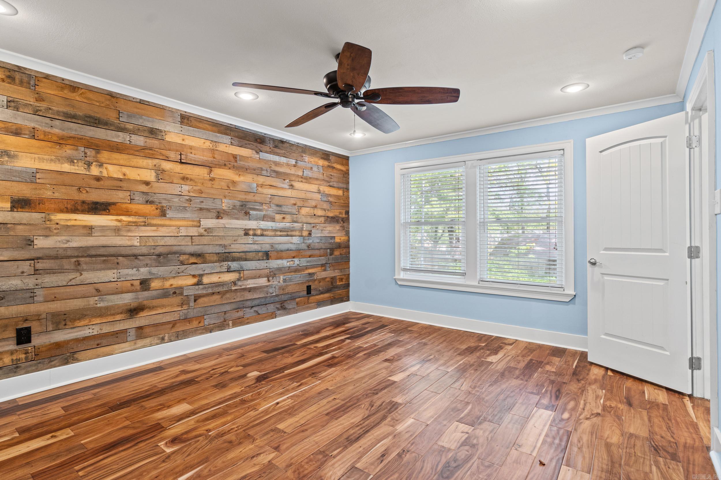 SMOKING OAKS ADD - Residential