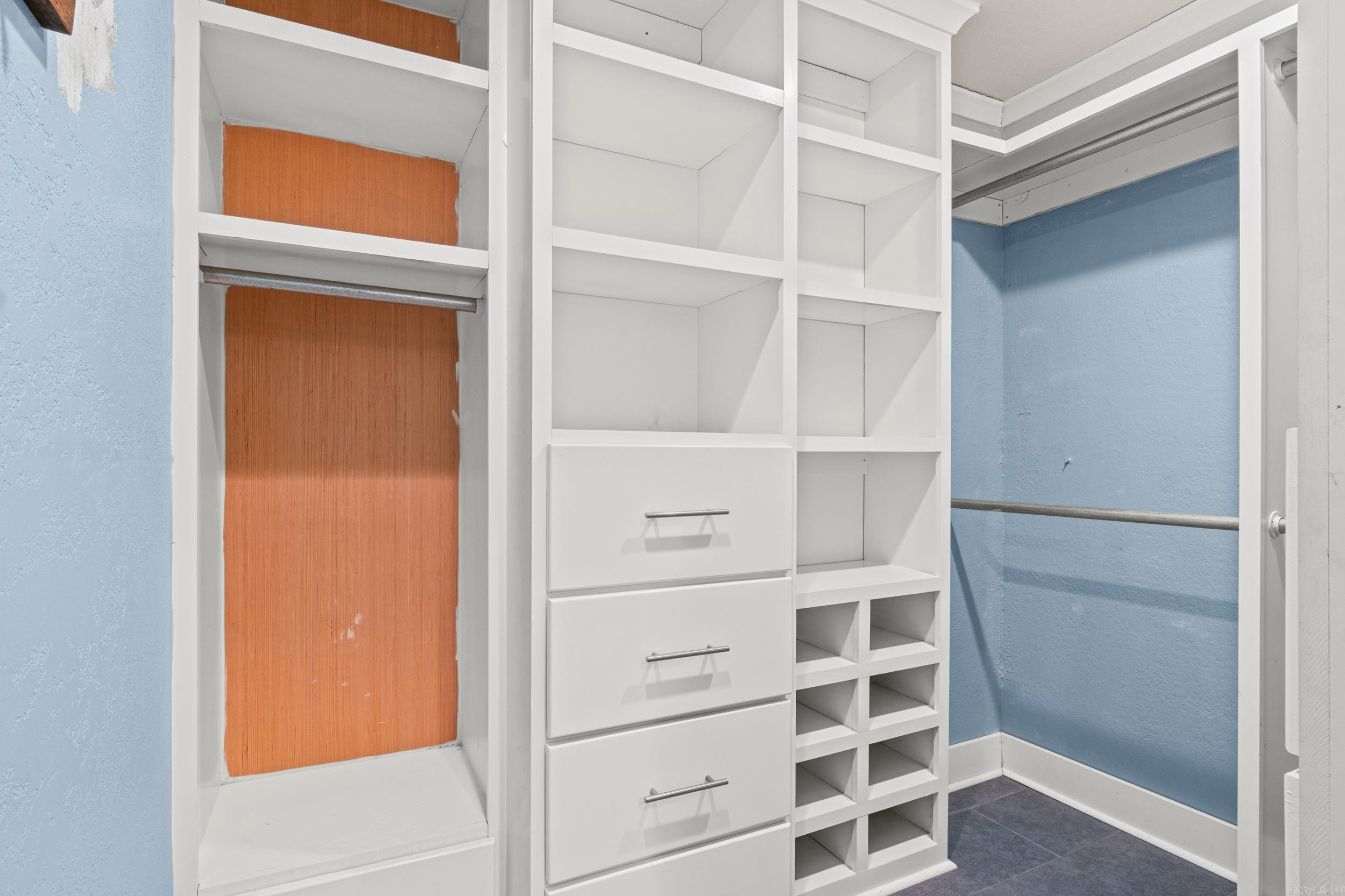 SMOKING OAKS ADD - Residential