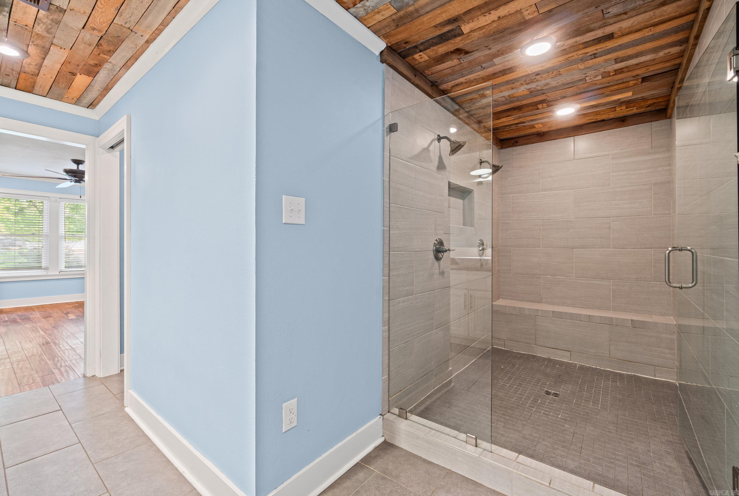 SMOKING OAKS ADD - Residential