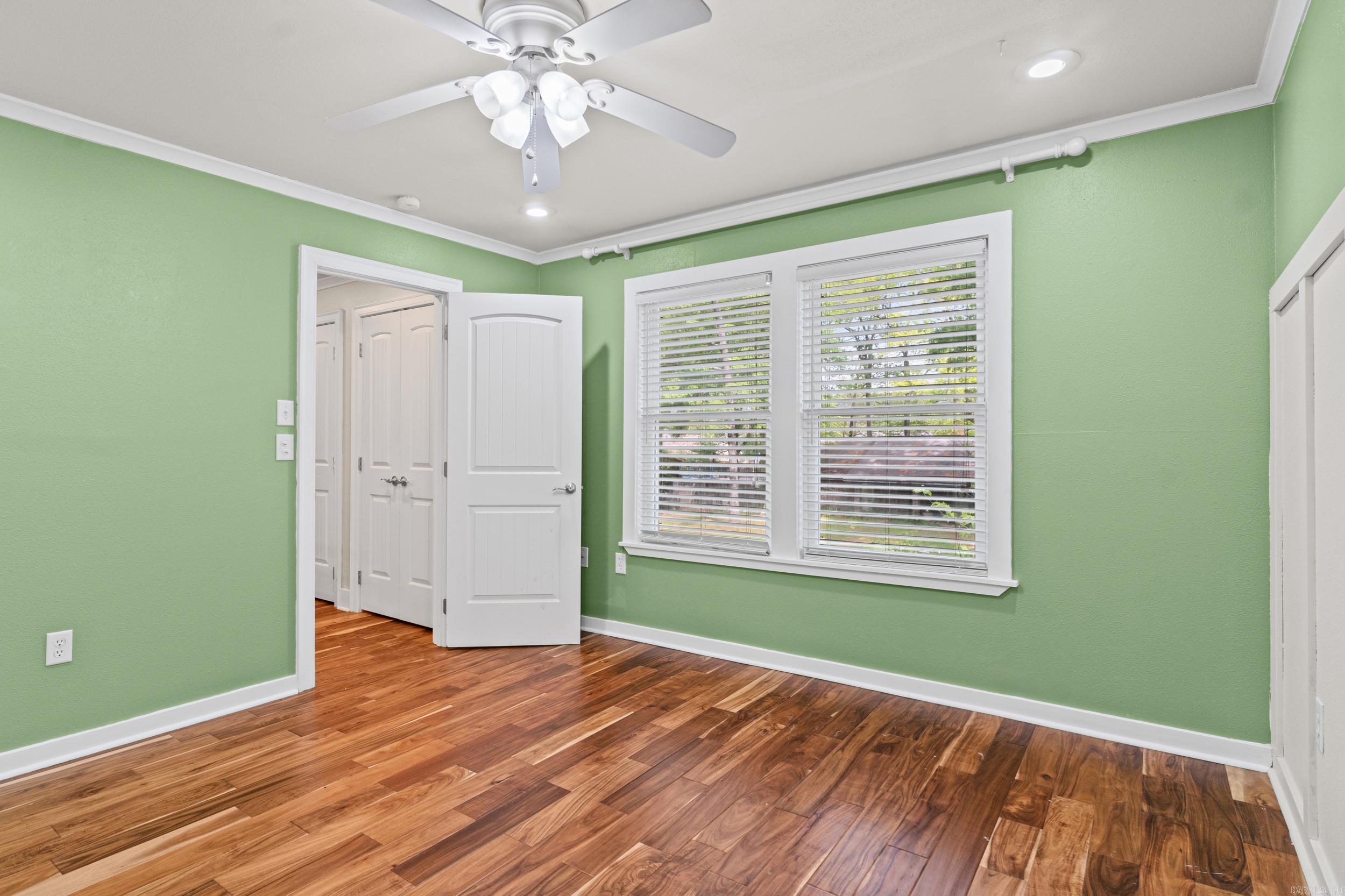 SMOKING OAKS ADD - Residential