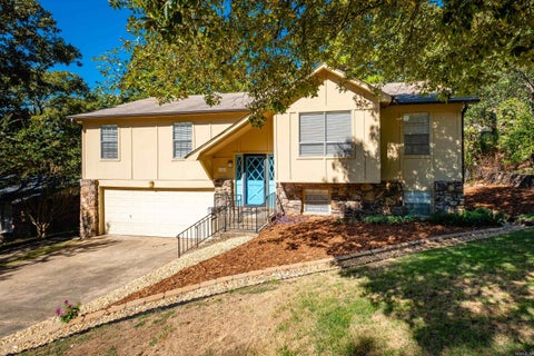 Photo of 3308 Rocky Court, Little Rock, AR 72227 (MLS # 26042231)