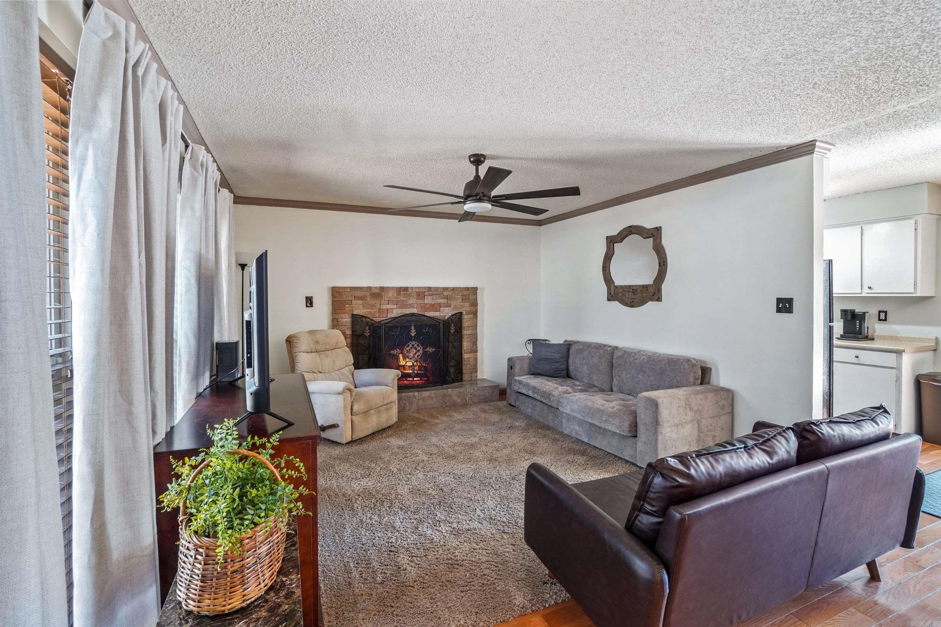 CHELSEA GLADES - Residential