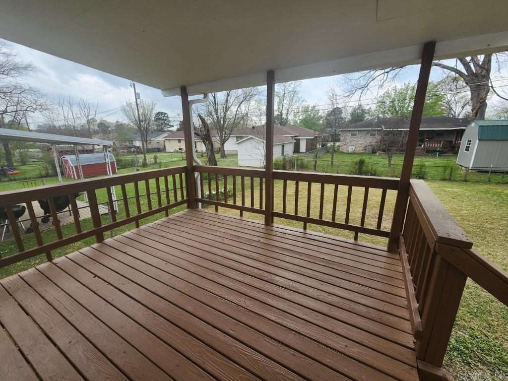 TANGLEWOOD - Residential