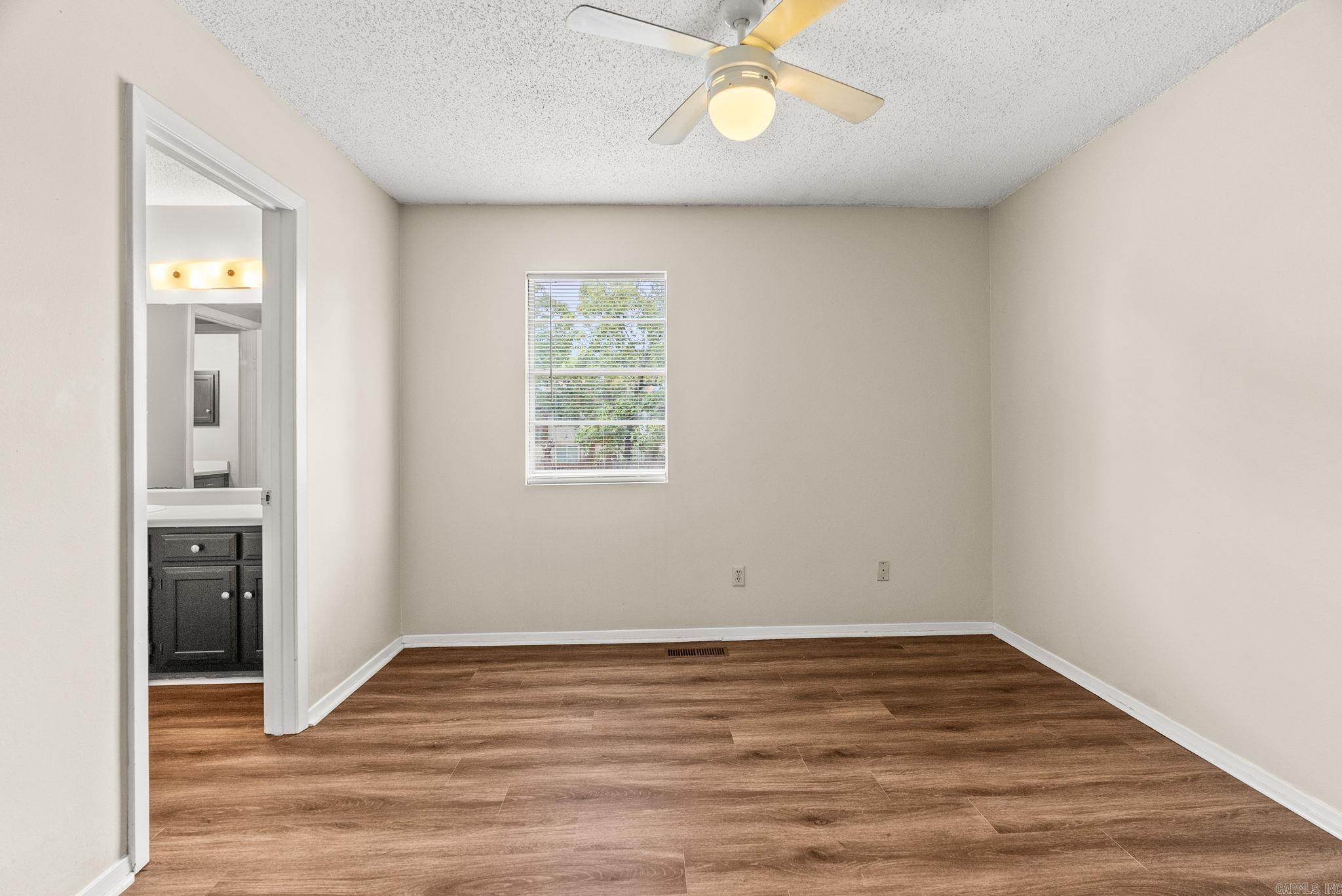 Oak Crest Manor Townhomes - Residential Lease