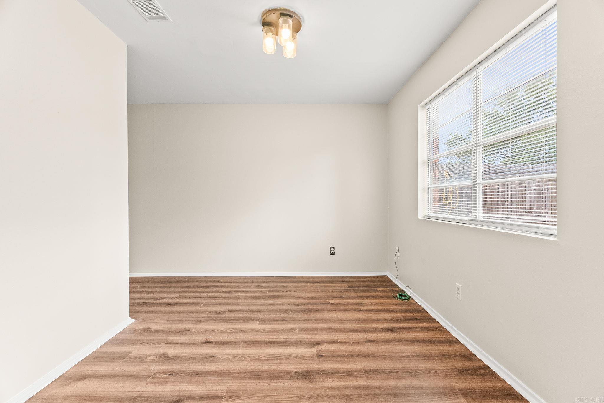 Oak Crest Manor Townhomes - Residential Lease