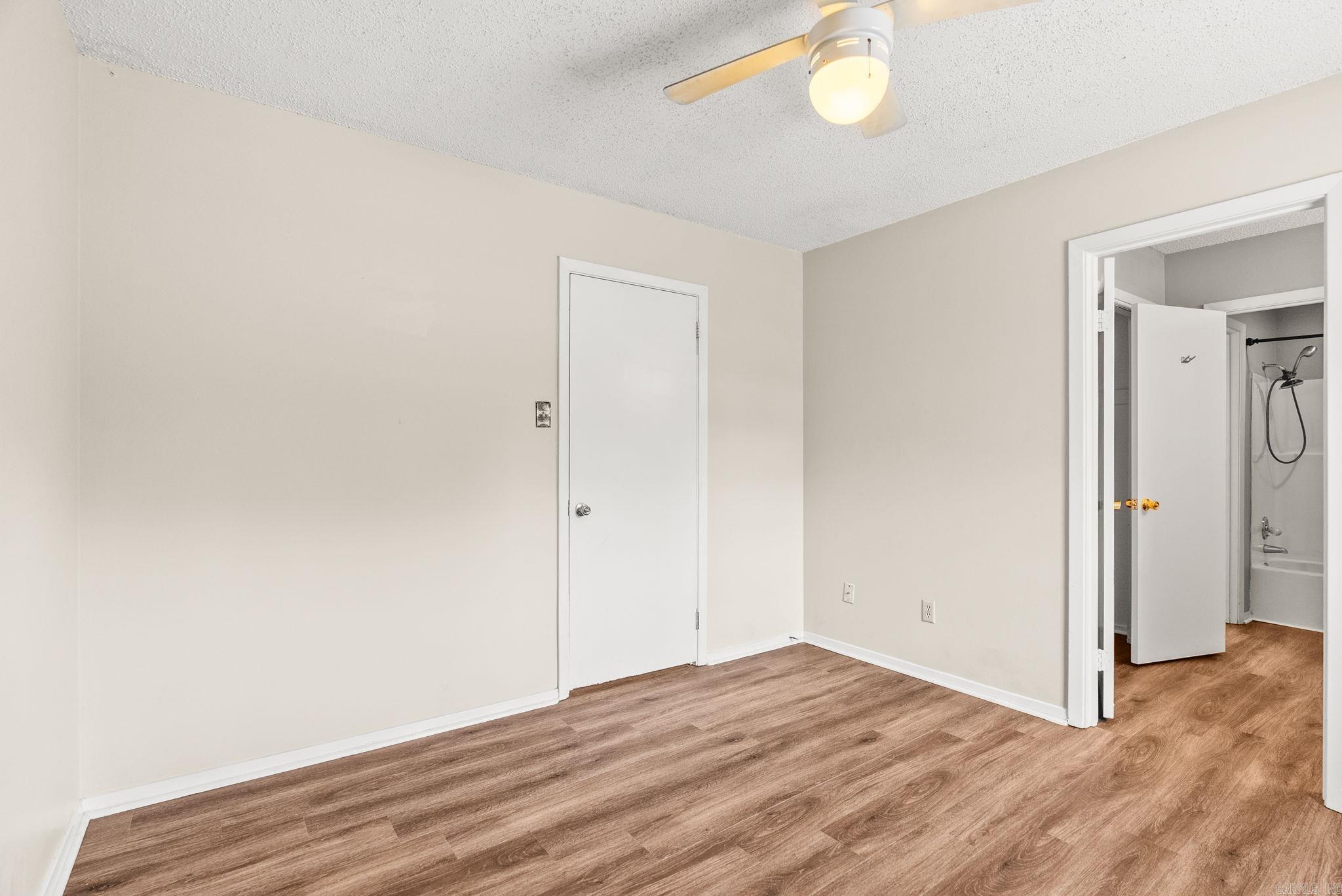 Oak Crest Manor Townhomes - Residential Lease