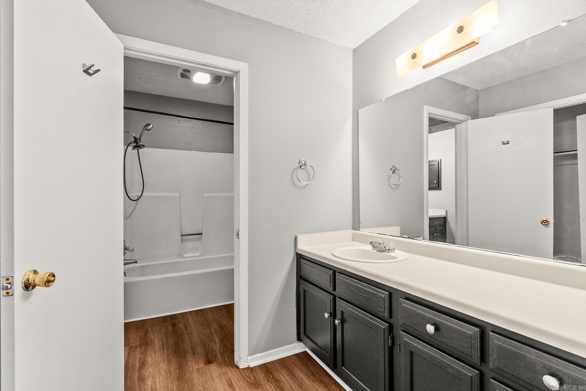 Oak Crest Manor Townhomes - Residential Lease