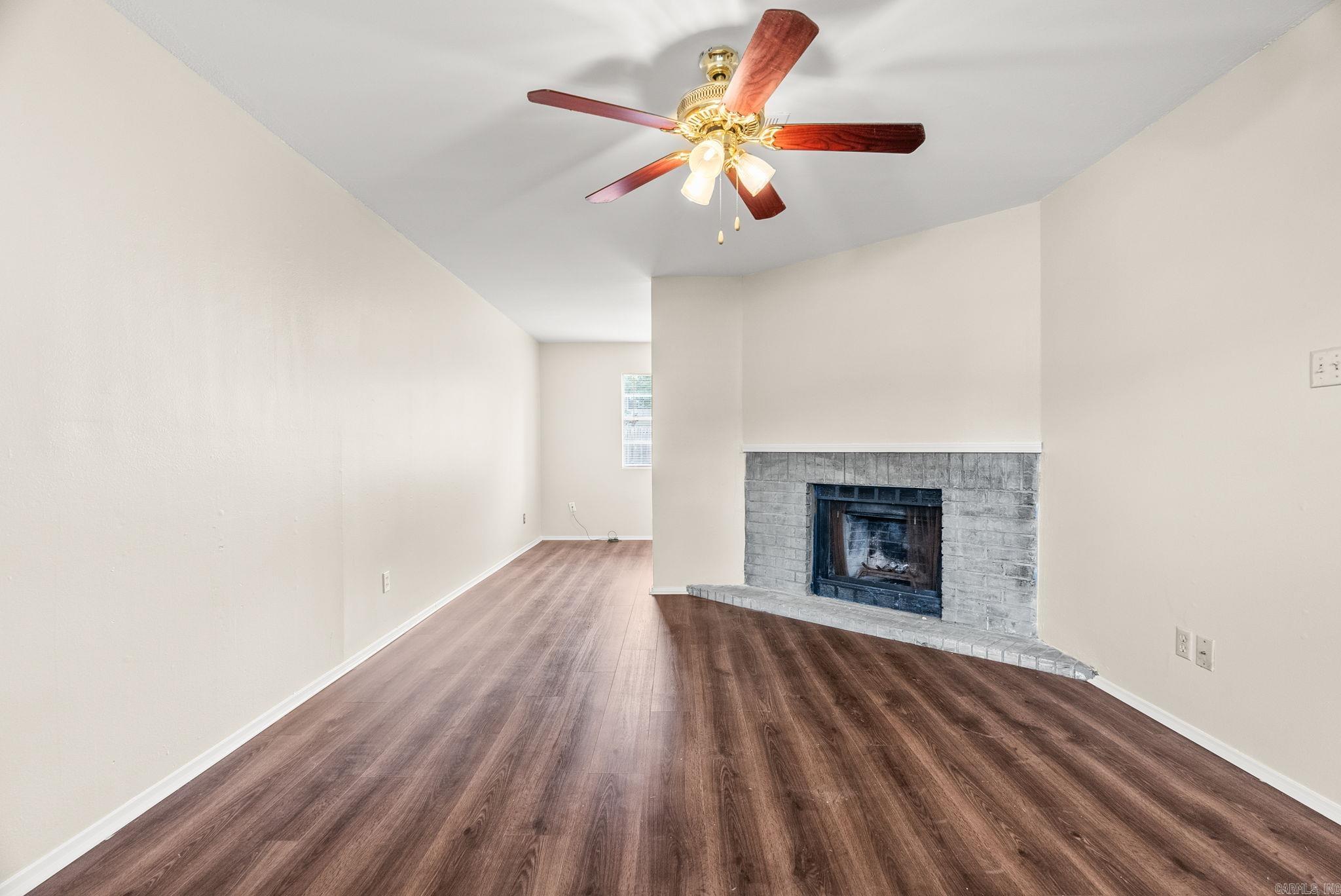 Oak Crest Manor Townhomes - Residential Lease