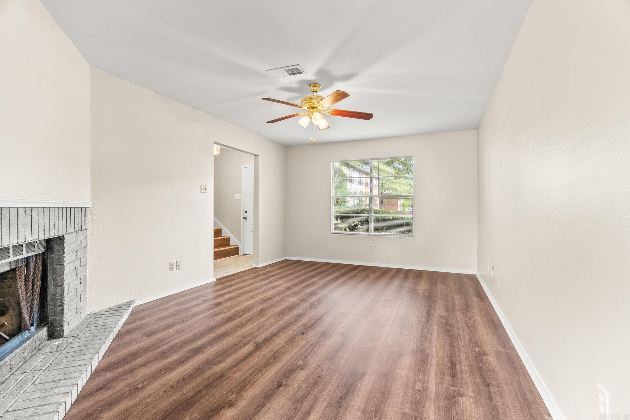 Oak Crest Manor Townhomes - Residential Lease