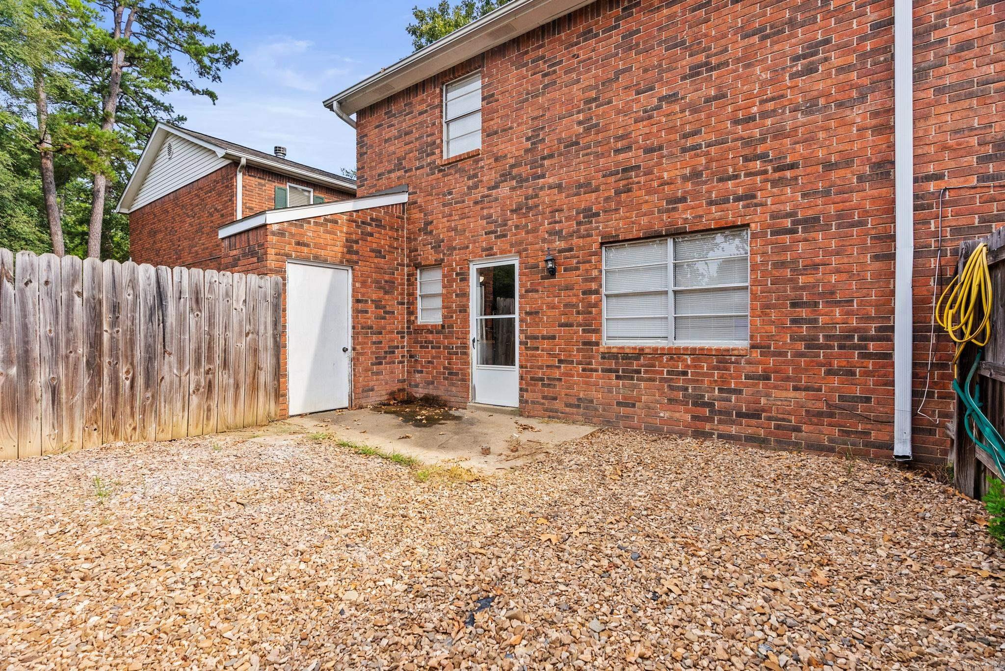 Oak Crest Manor Townhomes - Residential Lease