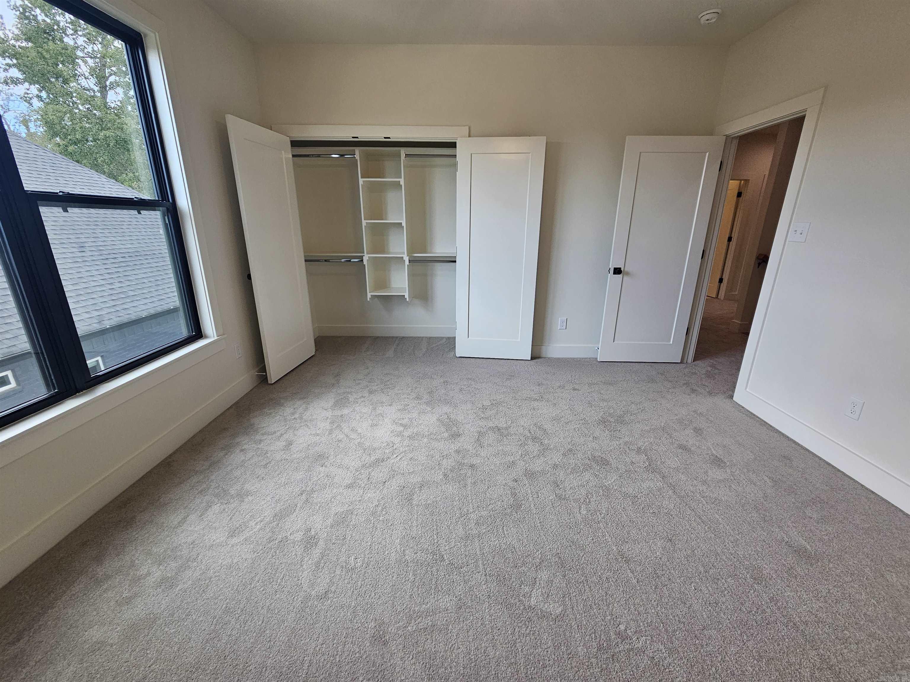 THE WOODS OF HURRICANE LAKE ESTA - Residential Lease