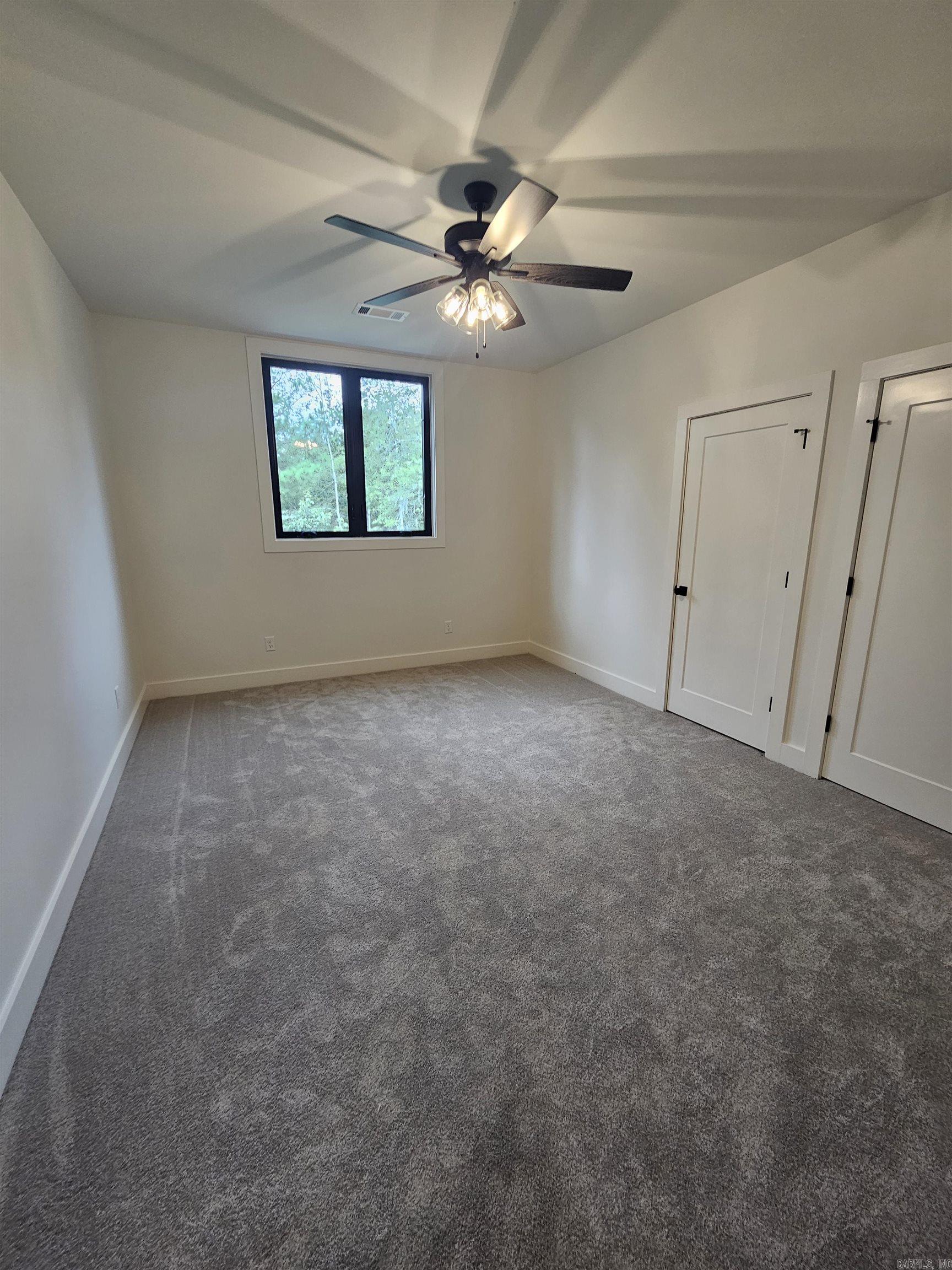 THE WOODS OF HURRICANE LAKE ESTA - Residential Lease