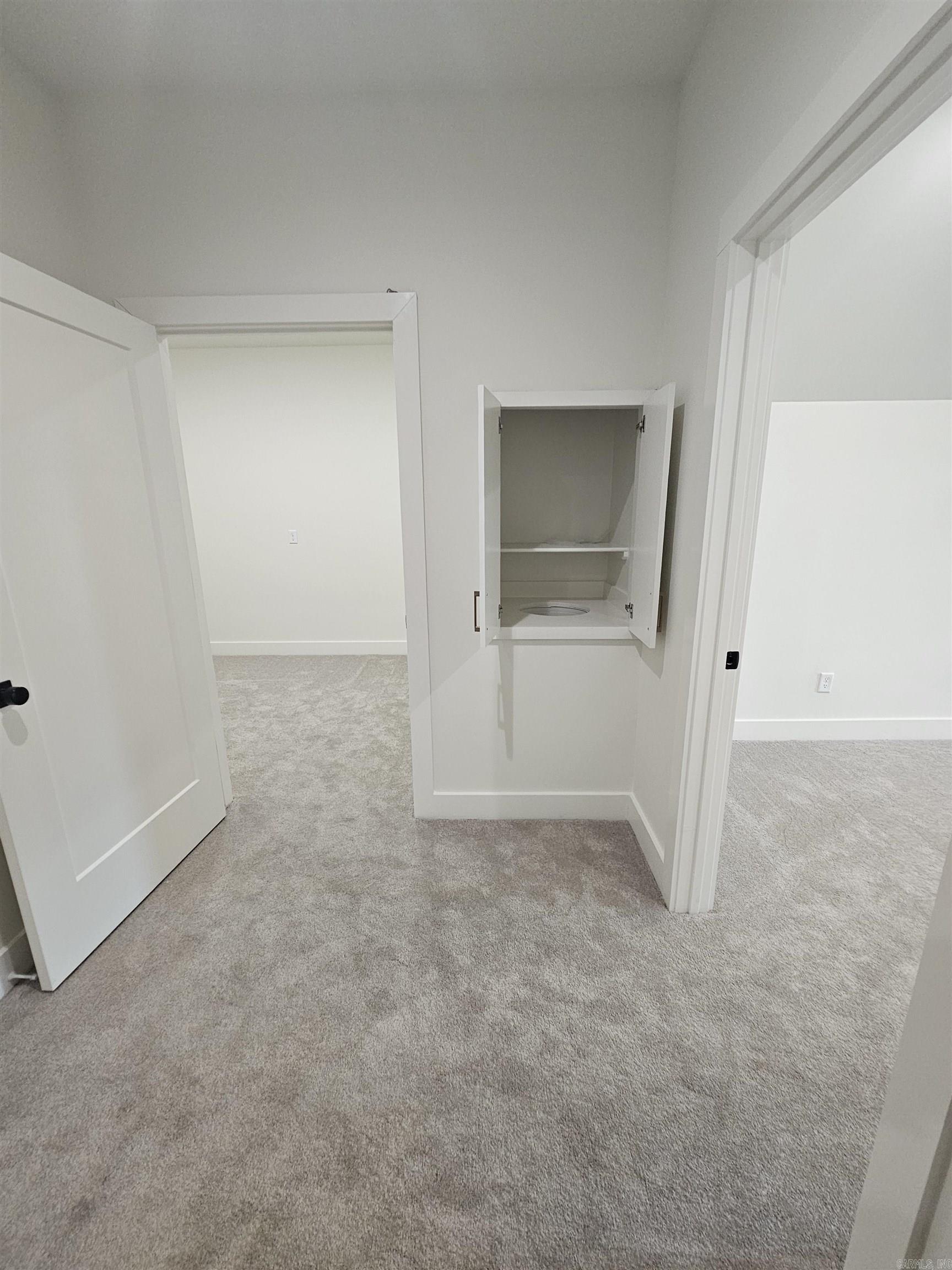 THE WOODS OF HURRICANE LAKE ESTA - Residential Lease