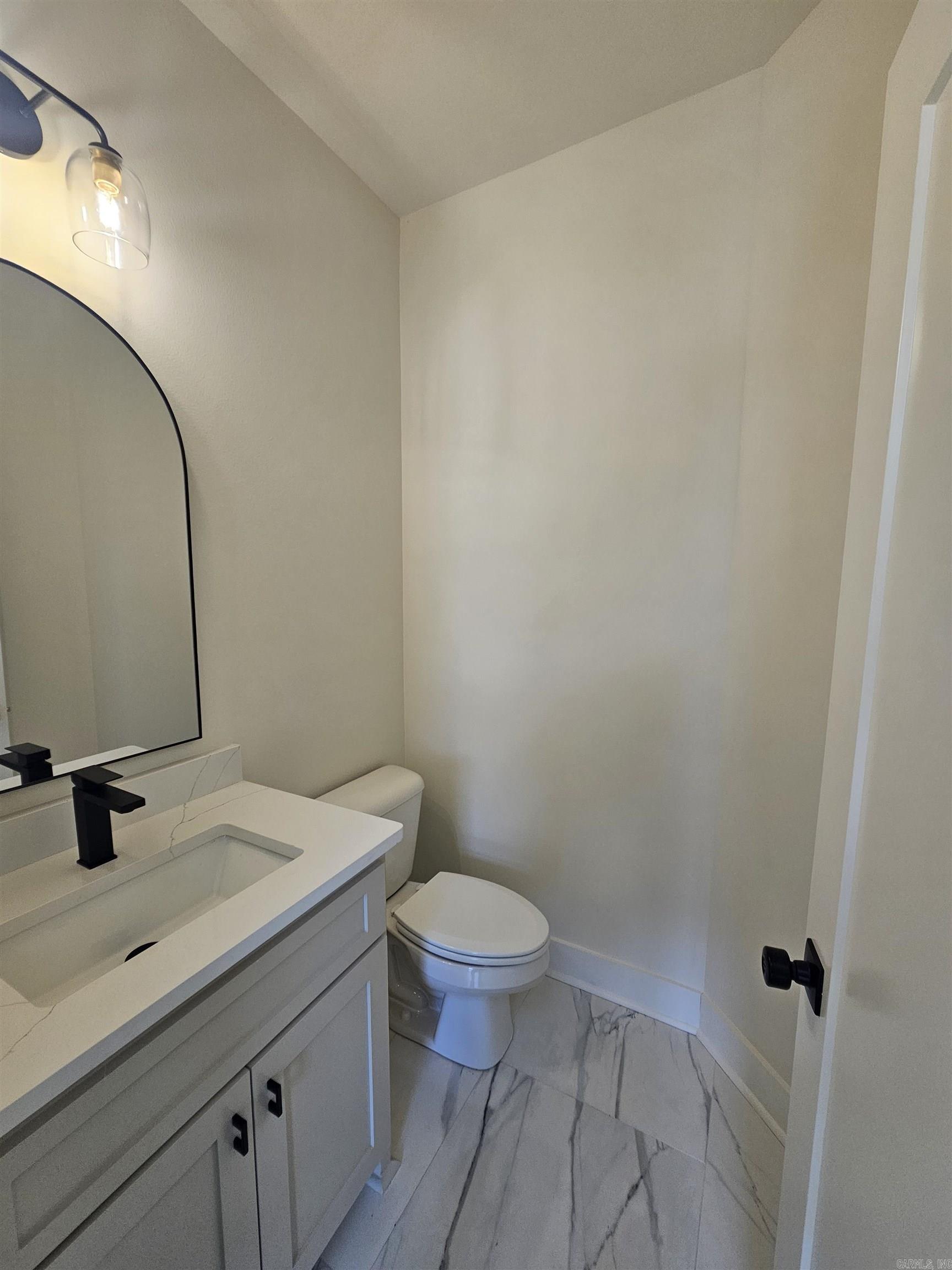 THE WOODS OF HURRICANE LAKE ESTA - Residential Lease