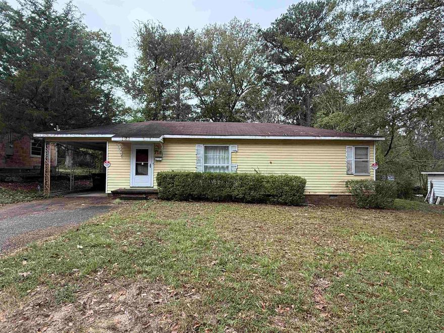 Great fixer-upper opportunity! This 3-bedroom, 1.5-bath home offers plenty of potential with a spacious living room, den, and large kitchen. Bring your vision and sweat equity to transform this property into your dream home. Perfect for investors or DIY enthusiasts looking for a project. Don’t miss out on this chance to make it your own! Sold AS-IS WHERE-IS WITH ALL FAULTS