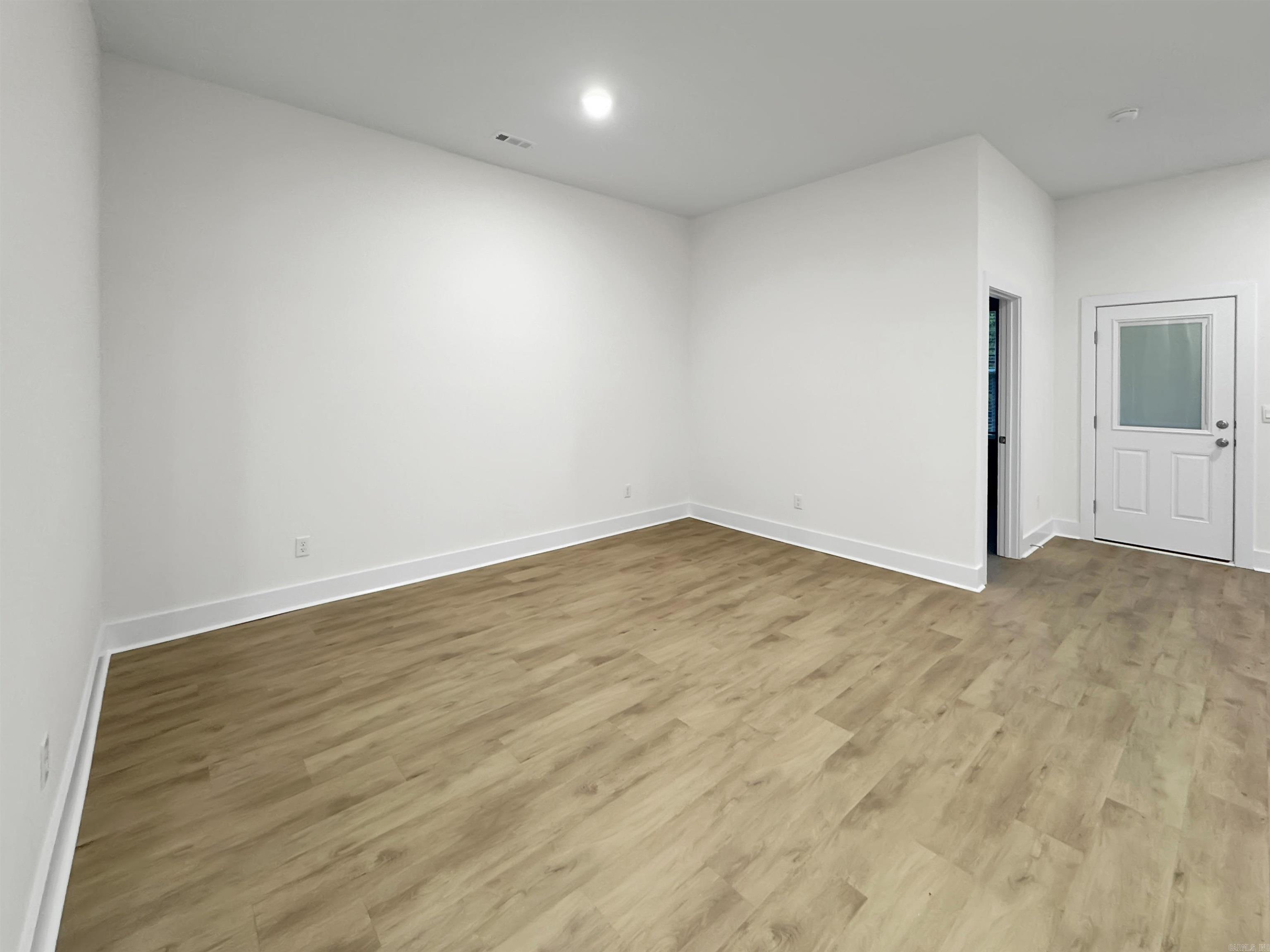 THE RESERVE AT COUNTRY CLUB PHAS - Residential