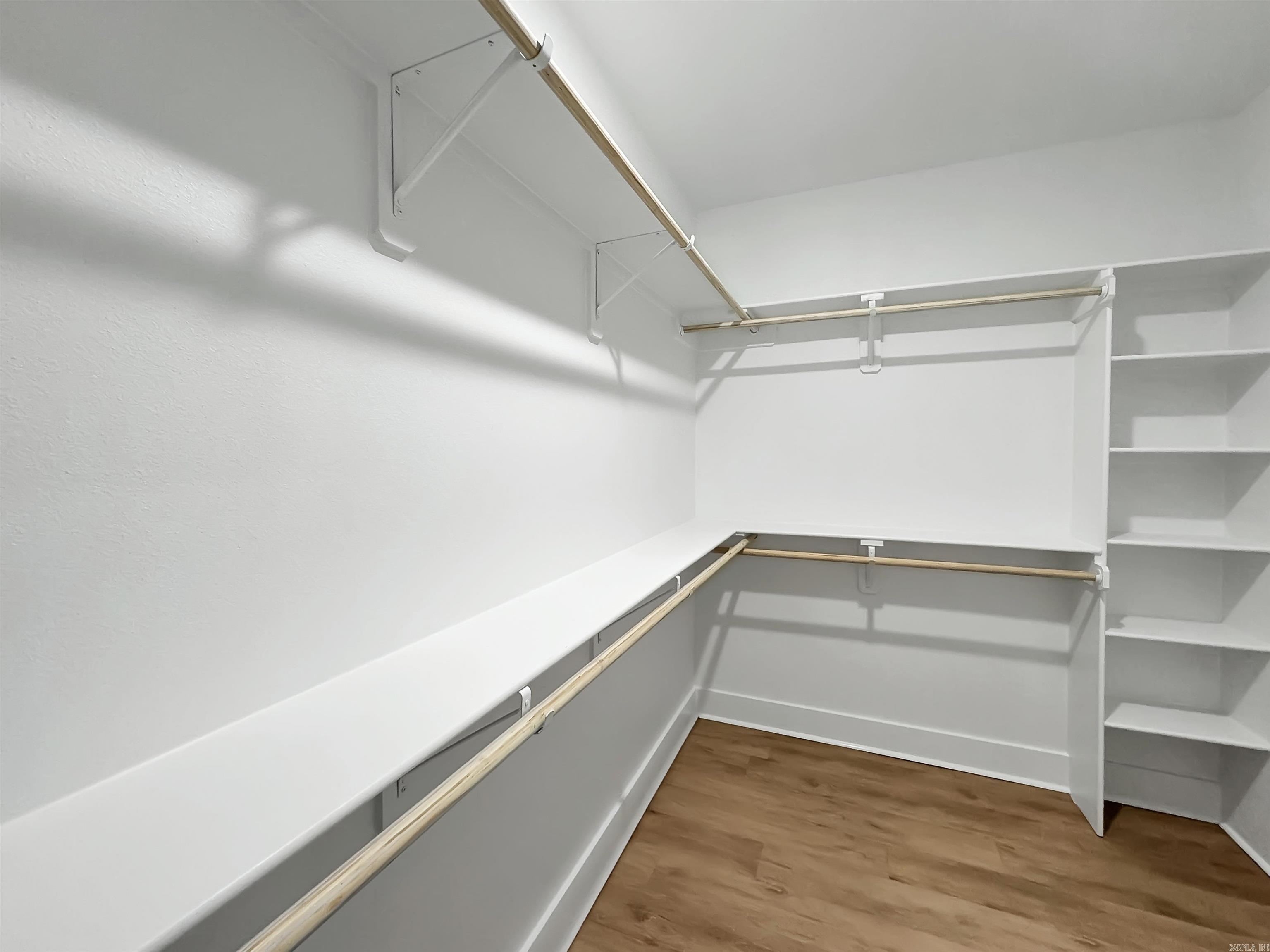 THE RESERVE AT COUNTRY CLUB PHAS - Residential