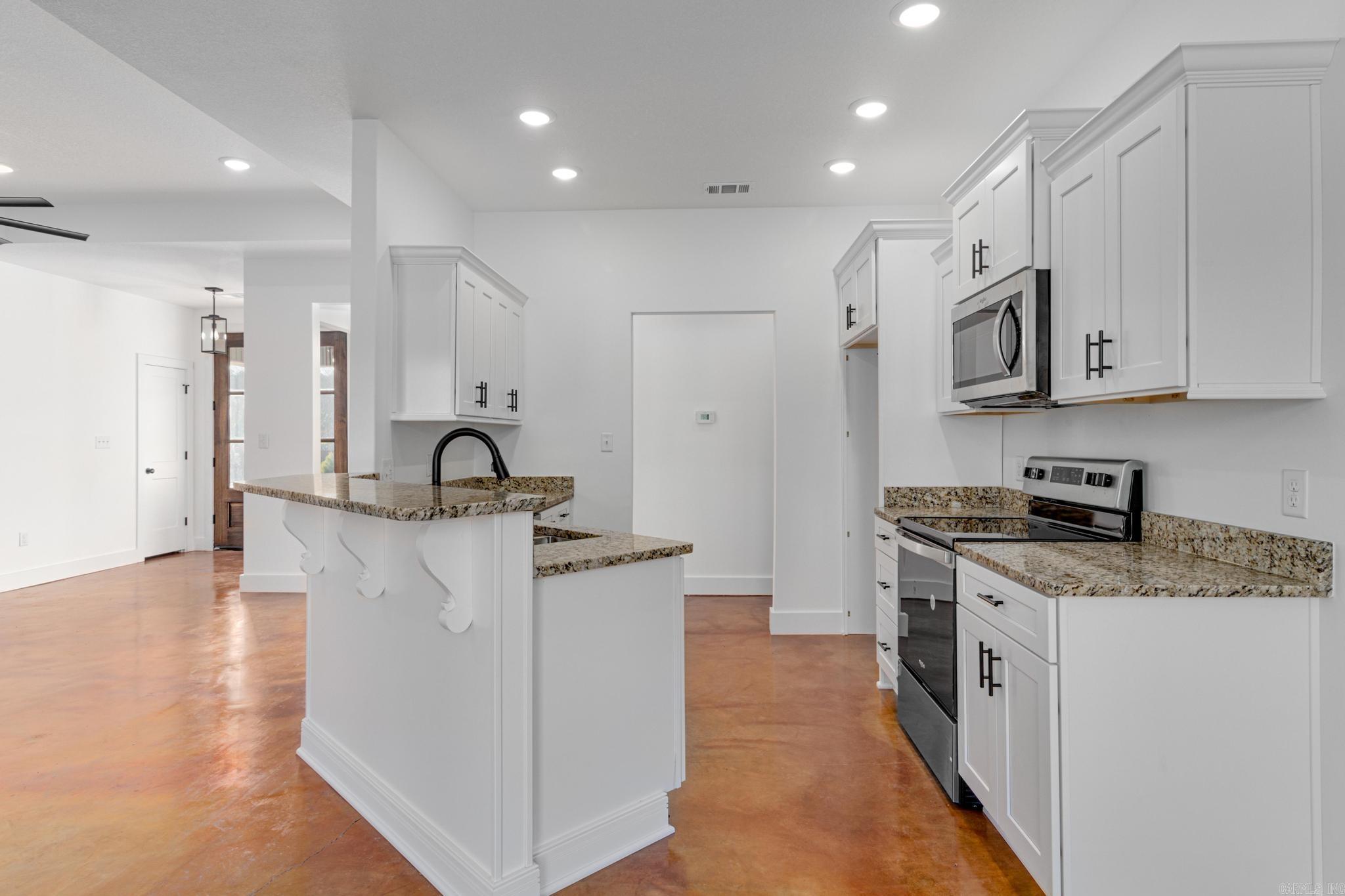 DEERFIELD ACRES - Residential