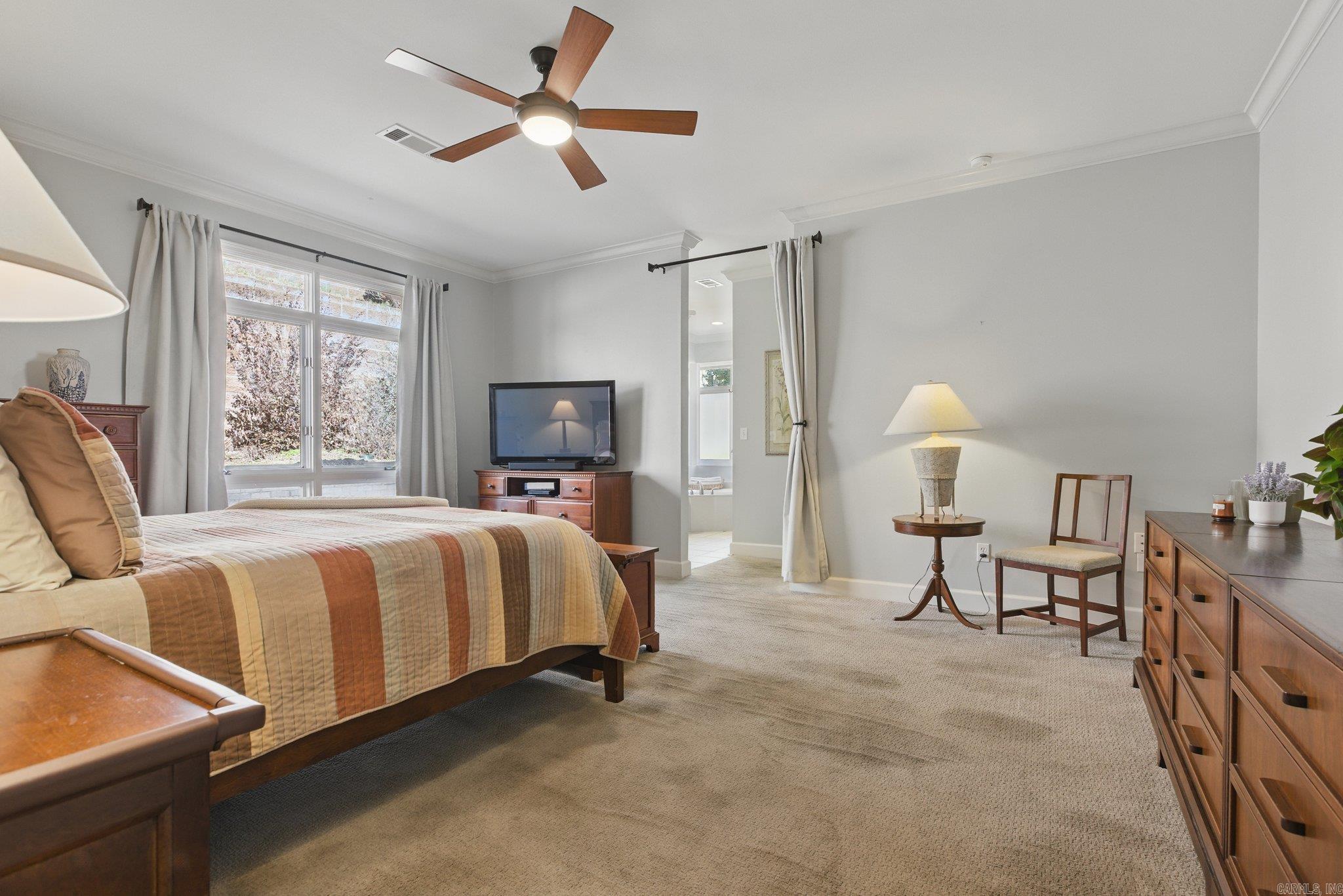 HUNTERS GREEN ESTATES - Residential