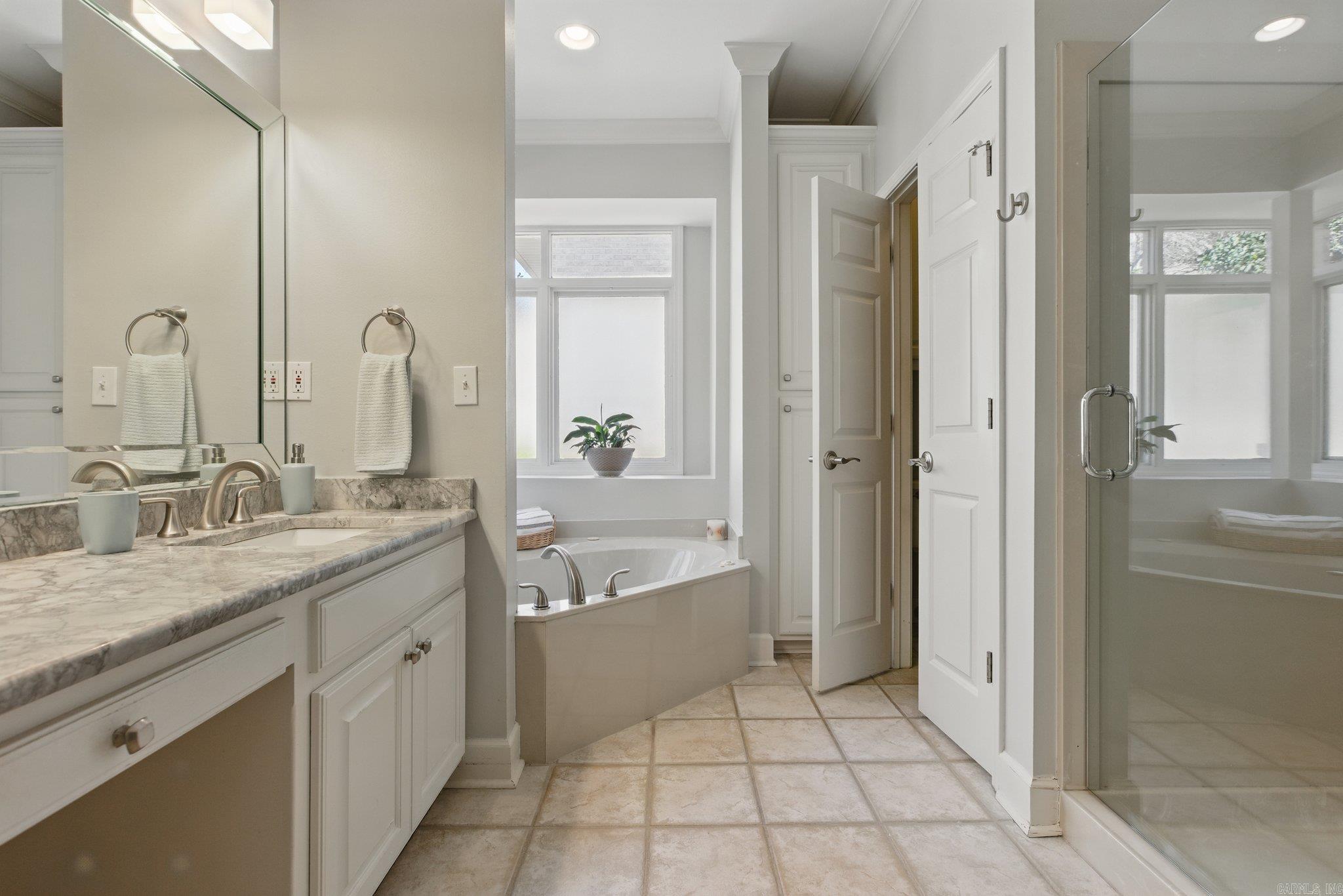 HUNTERS GREEN ESTATES - Residential