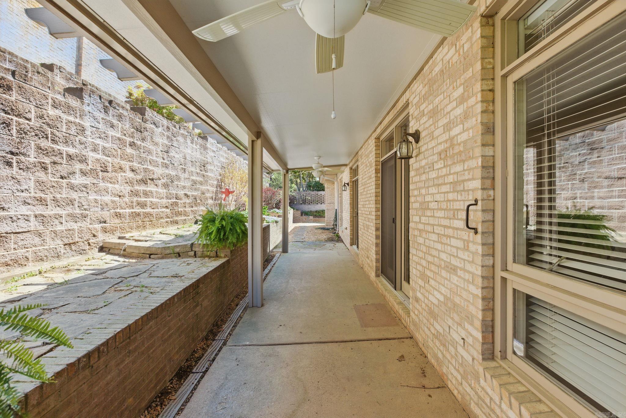 HUNTERS GREEN ESTATES - Residential