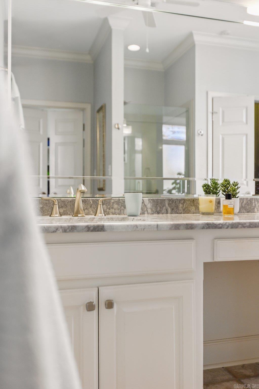 HUNTERS GREEN ESTATES - Residential