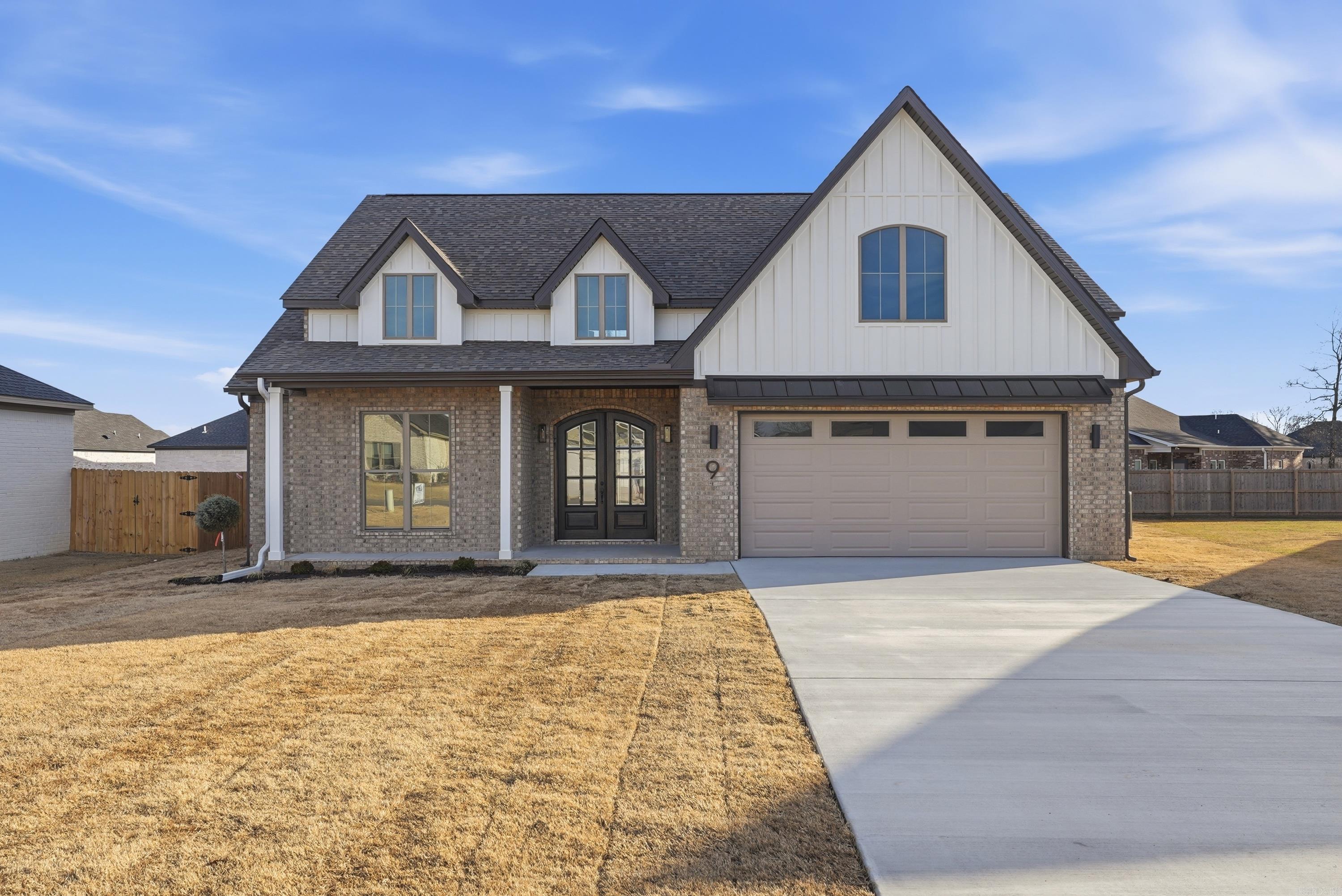 EAST MEADOW - Residential