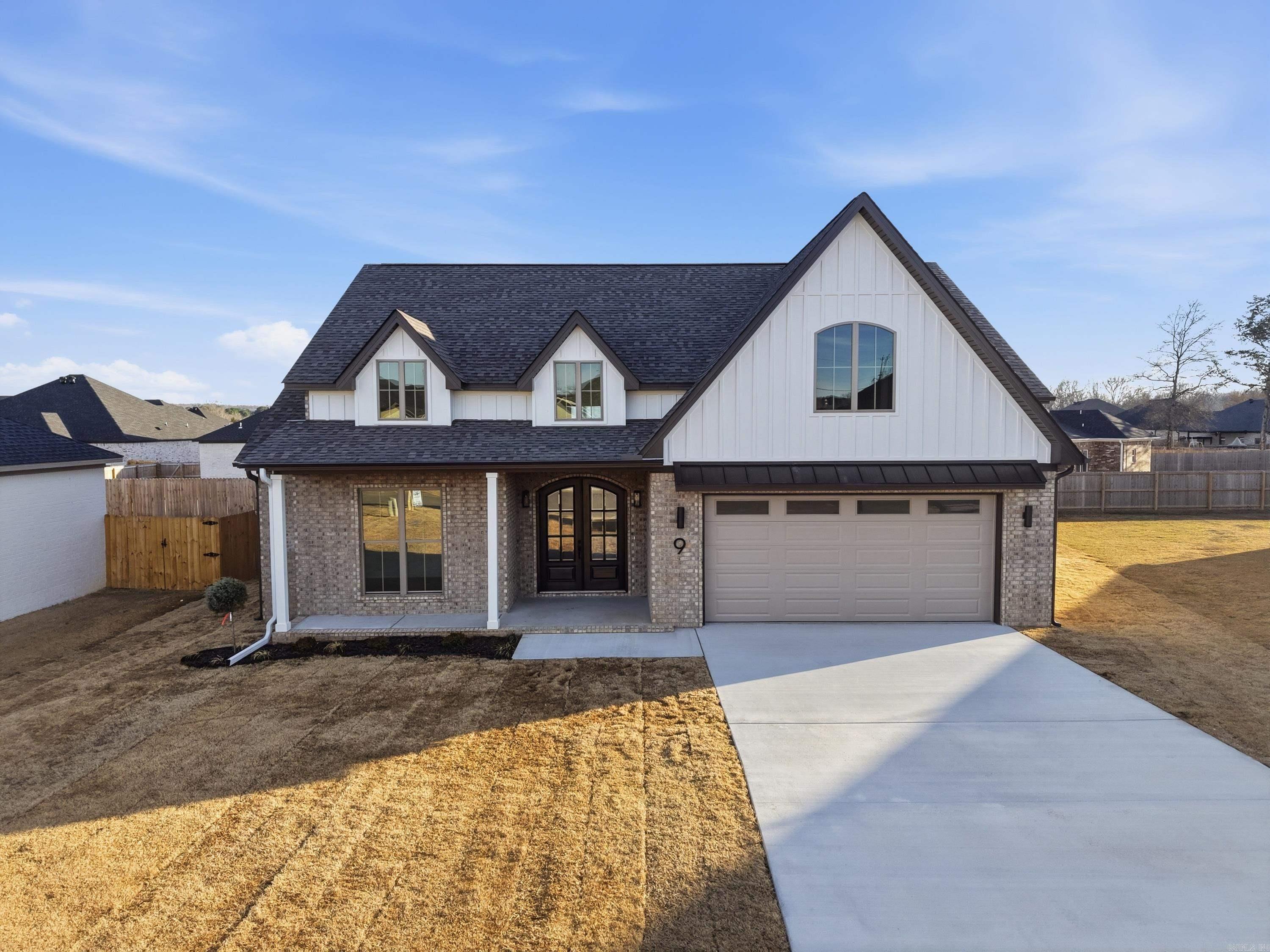 EAST MEADOW - Residential