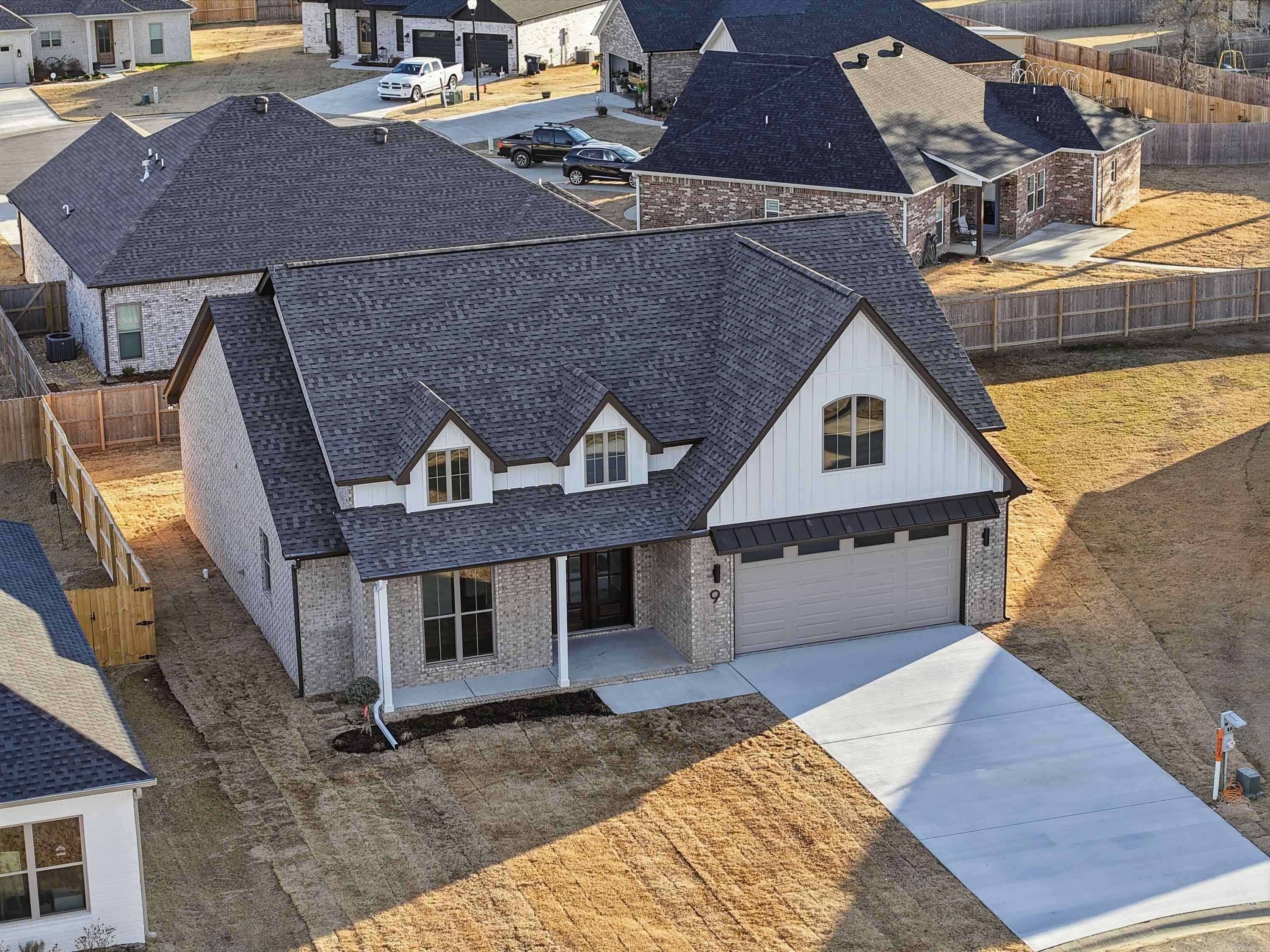 EAST MEADOW - Residential