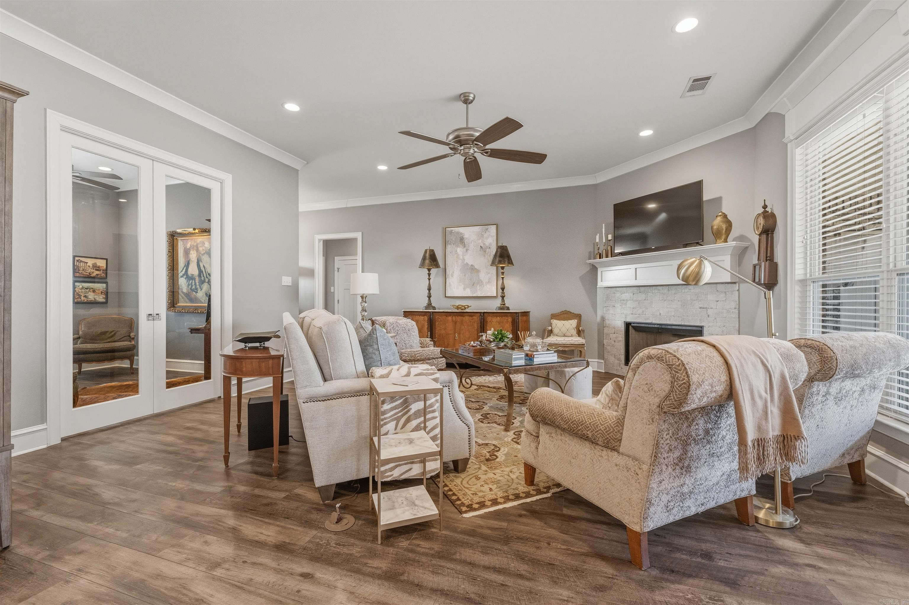 CREEKSIDE ADDN - Residential