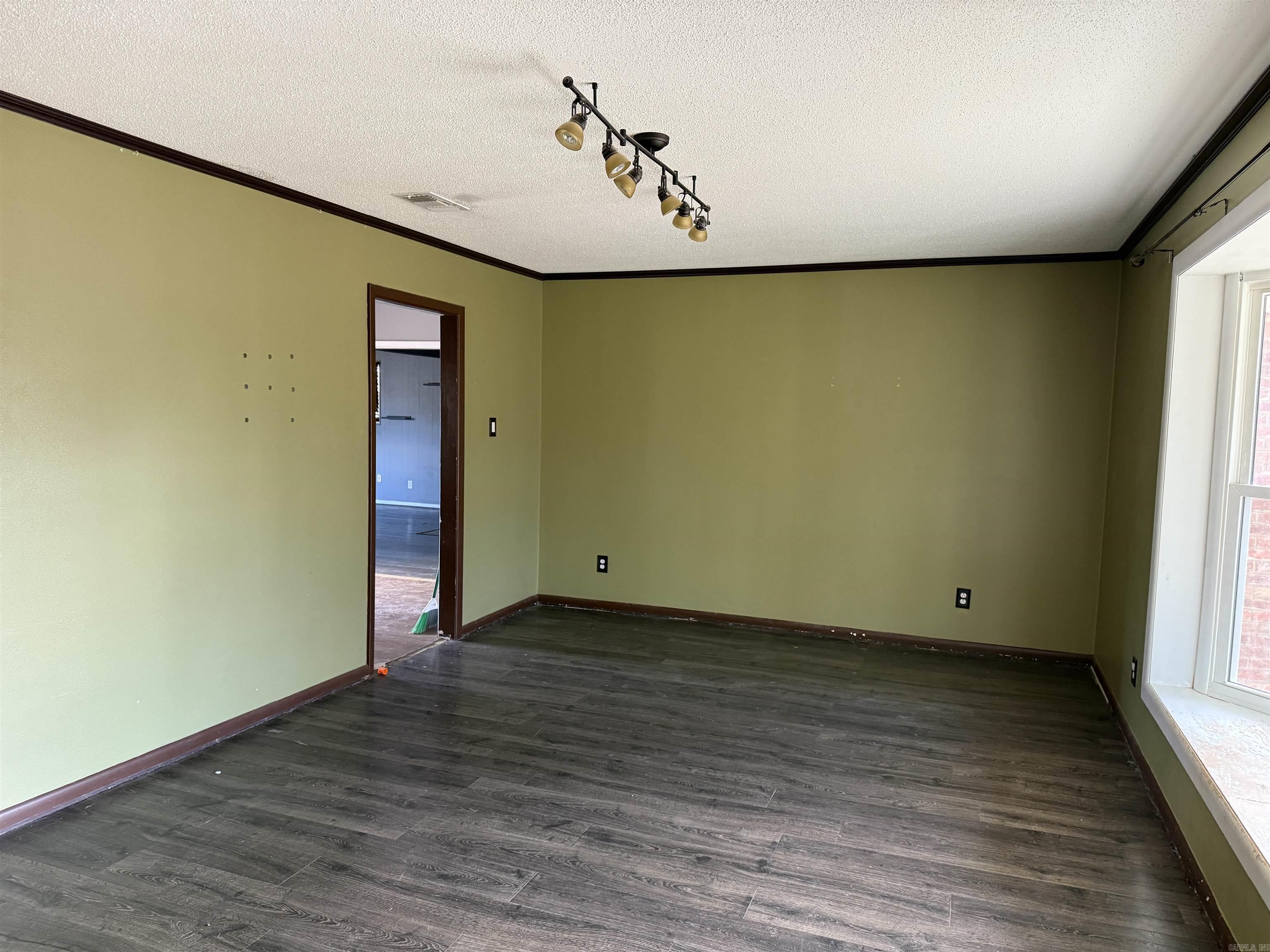 Oakhurst - Residential