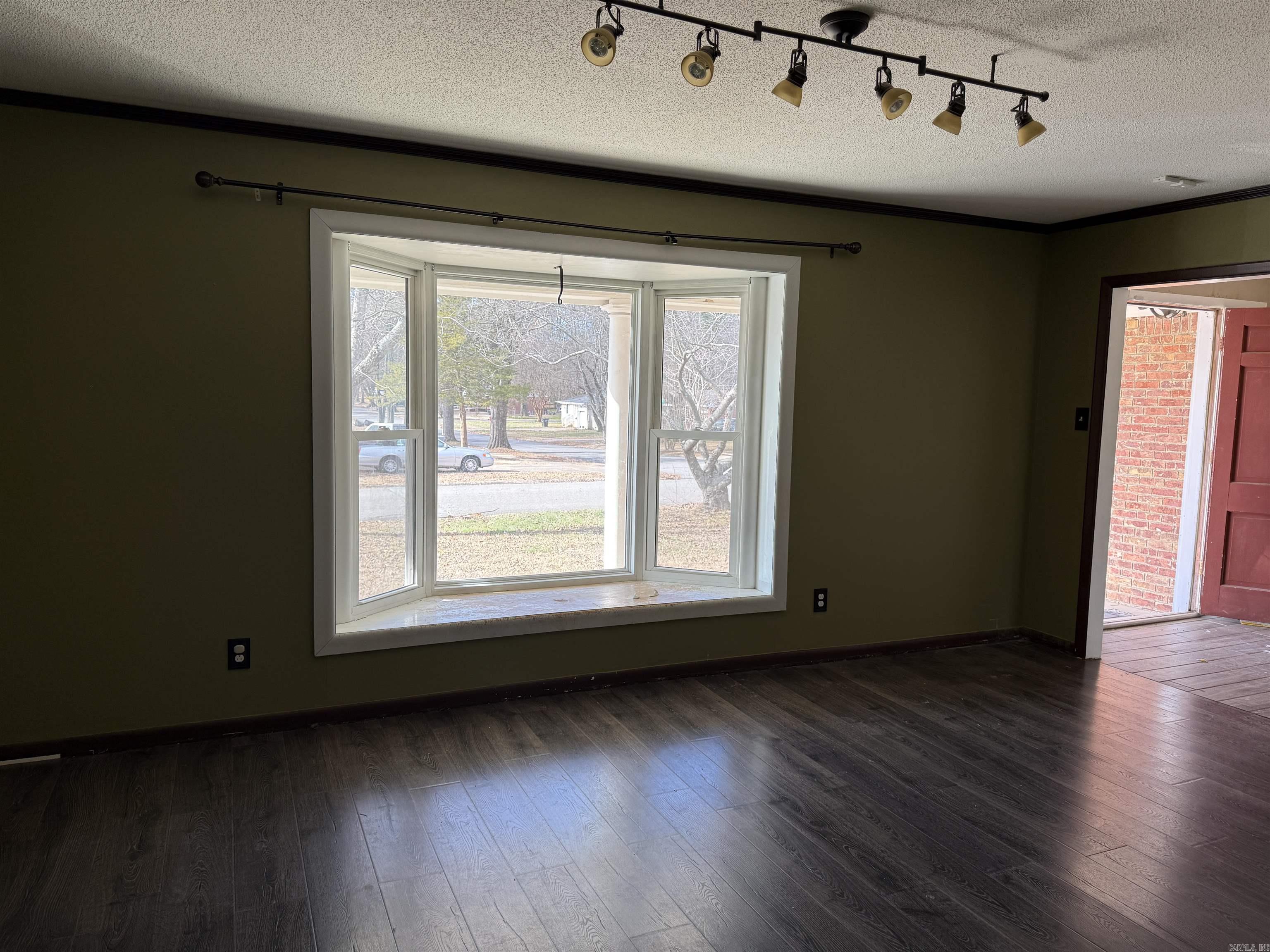 Oakhurst - Residential