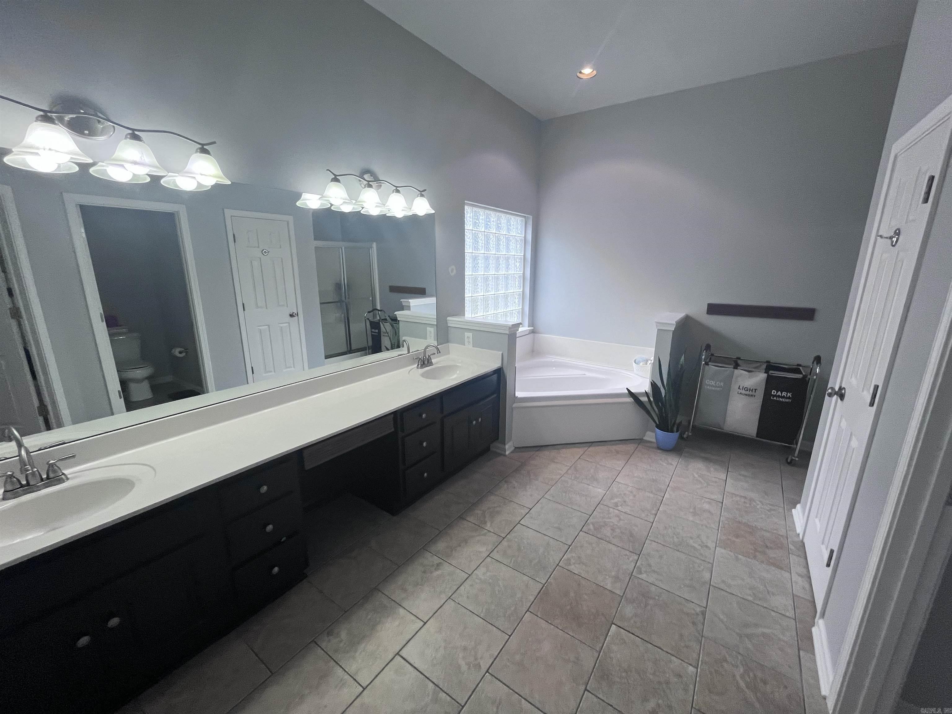 Foxwood Estates - Residential Lease