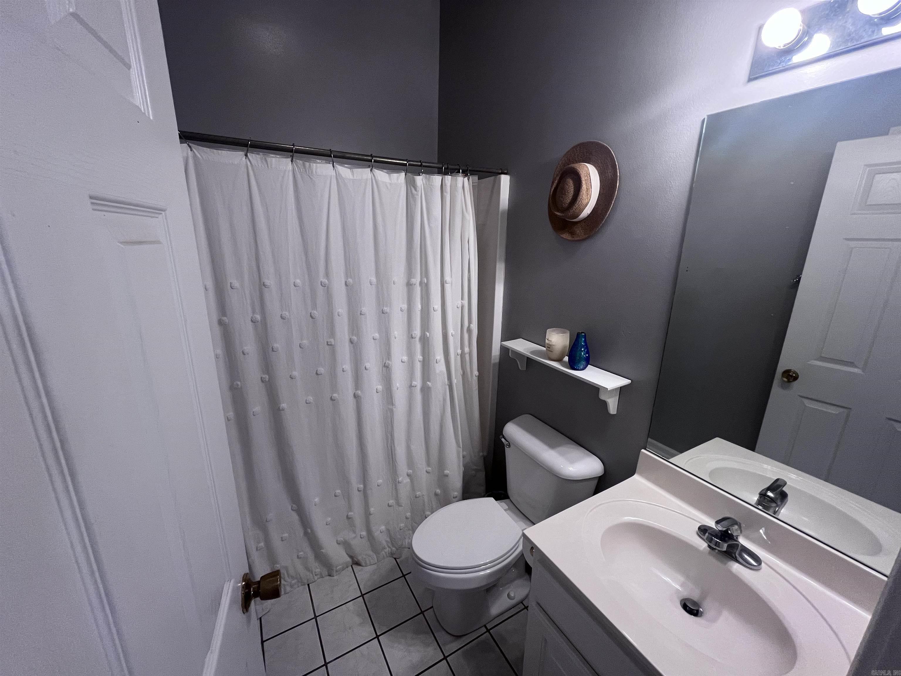 Foxwood Estates - Residential Lease