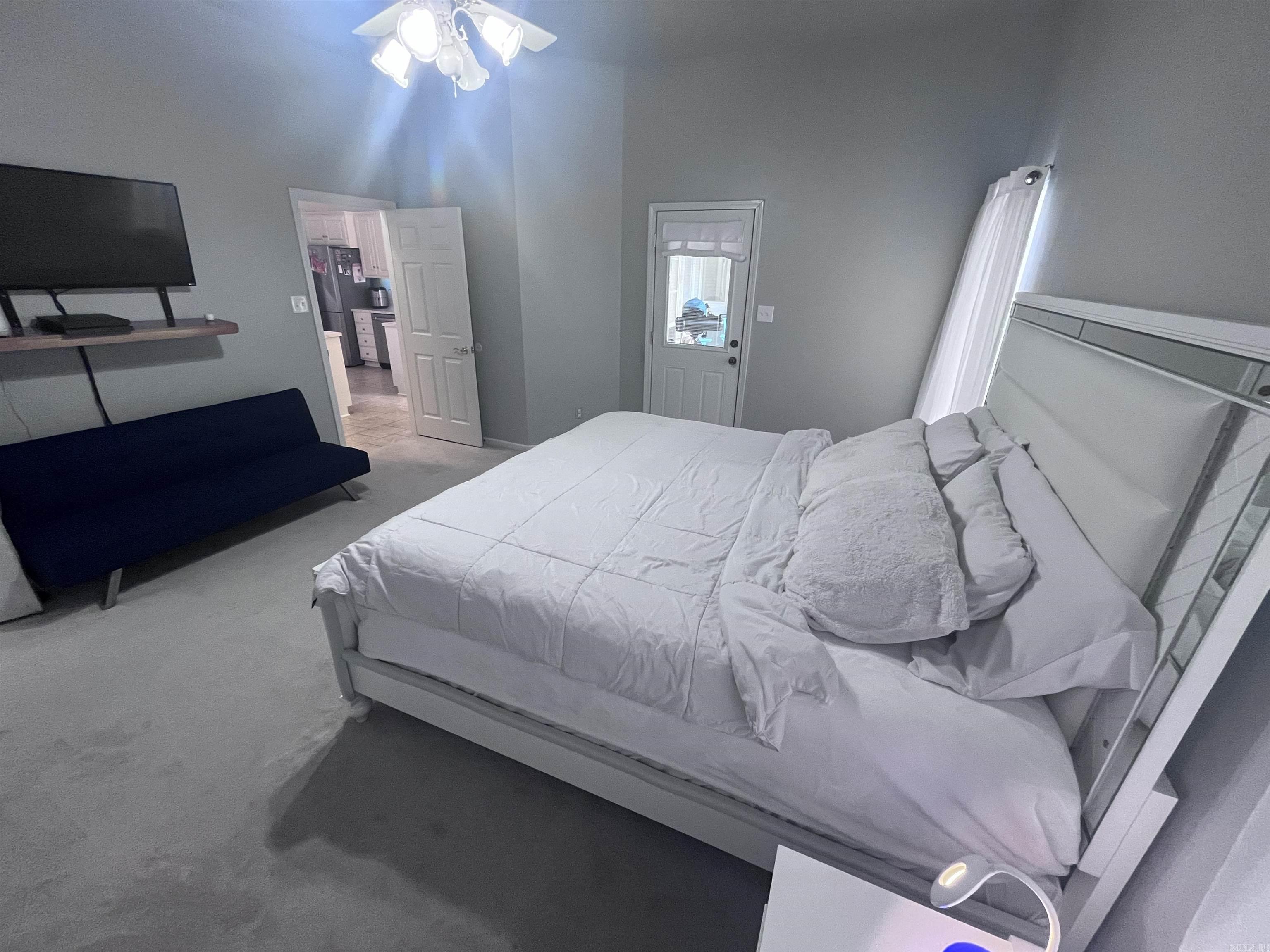 Foxwood Estates - Residential Lease