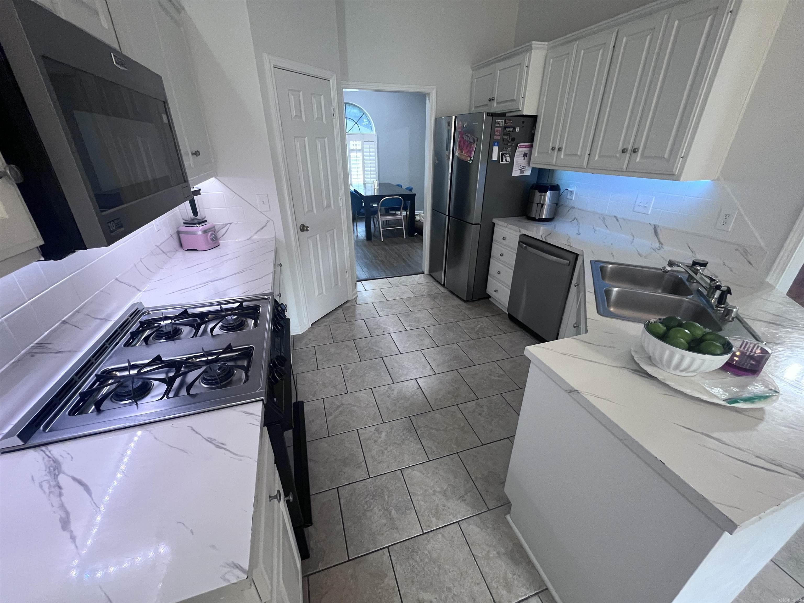 Foxwood Estates - Residential Lease