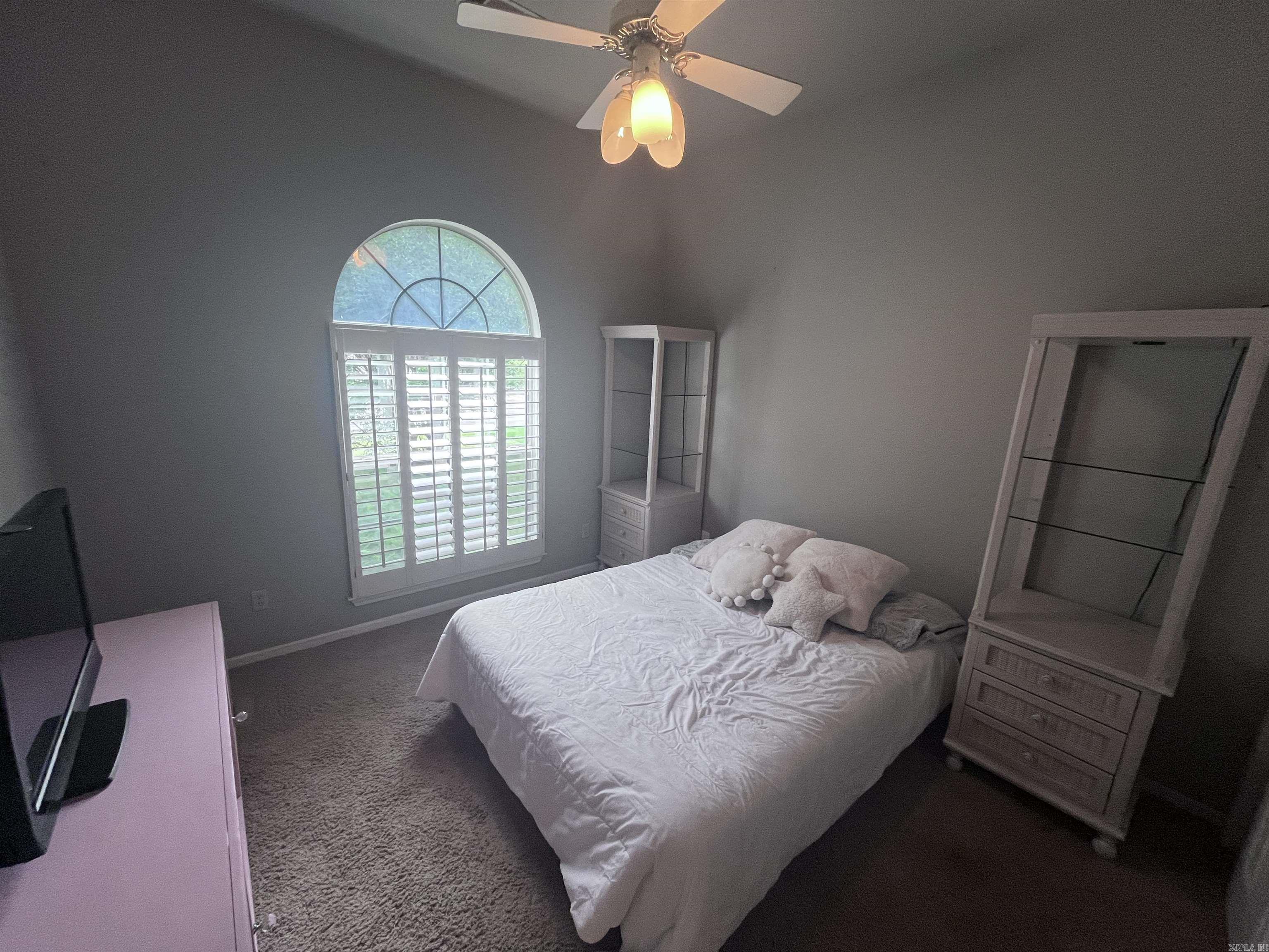 Foxwood Estates - Residential Lease